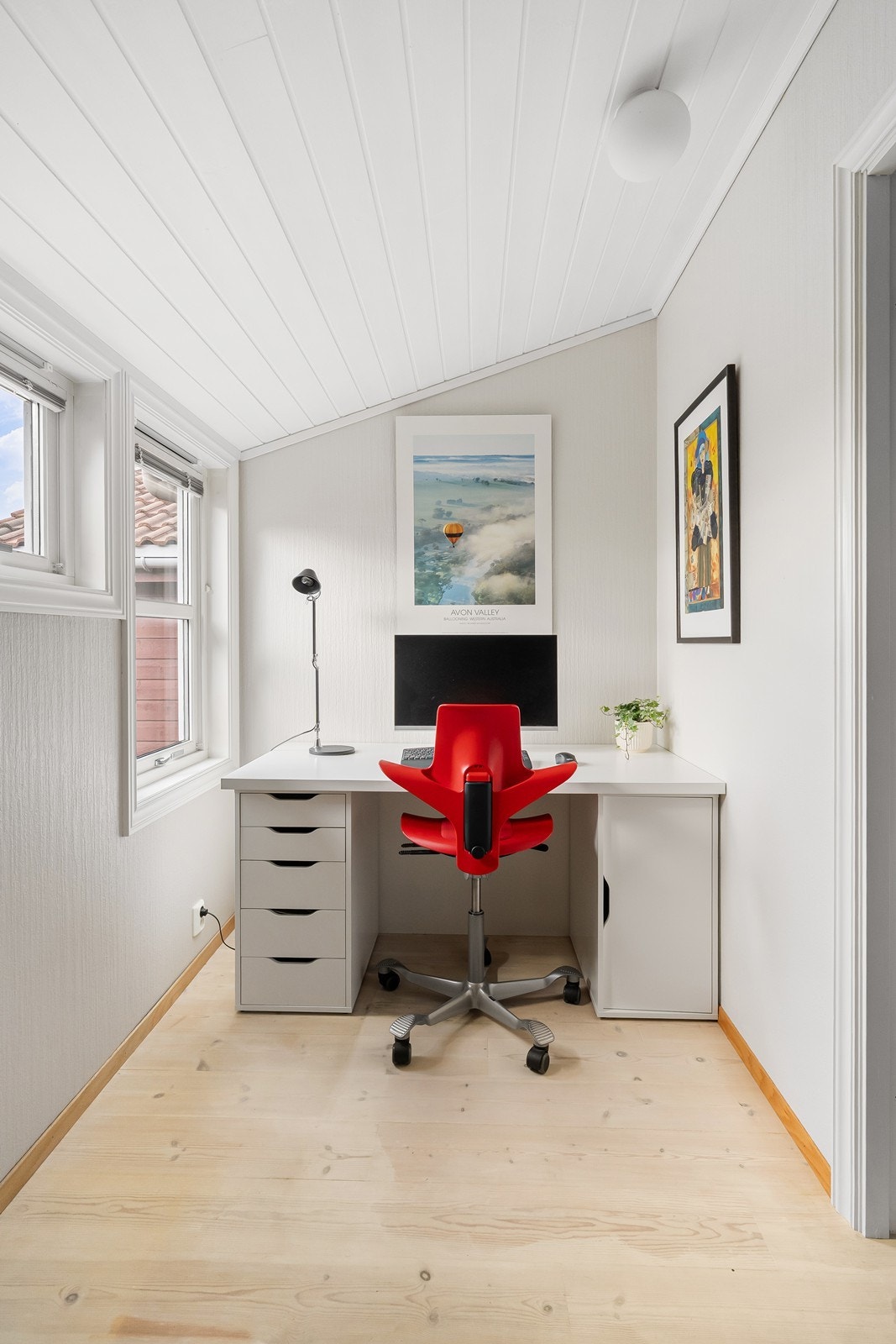 Åpent rom som eksempelvis kan brukes til kontor. Galleribilde