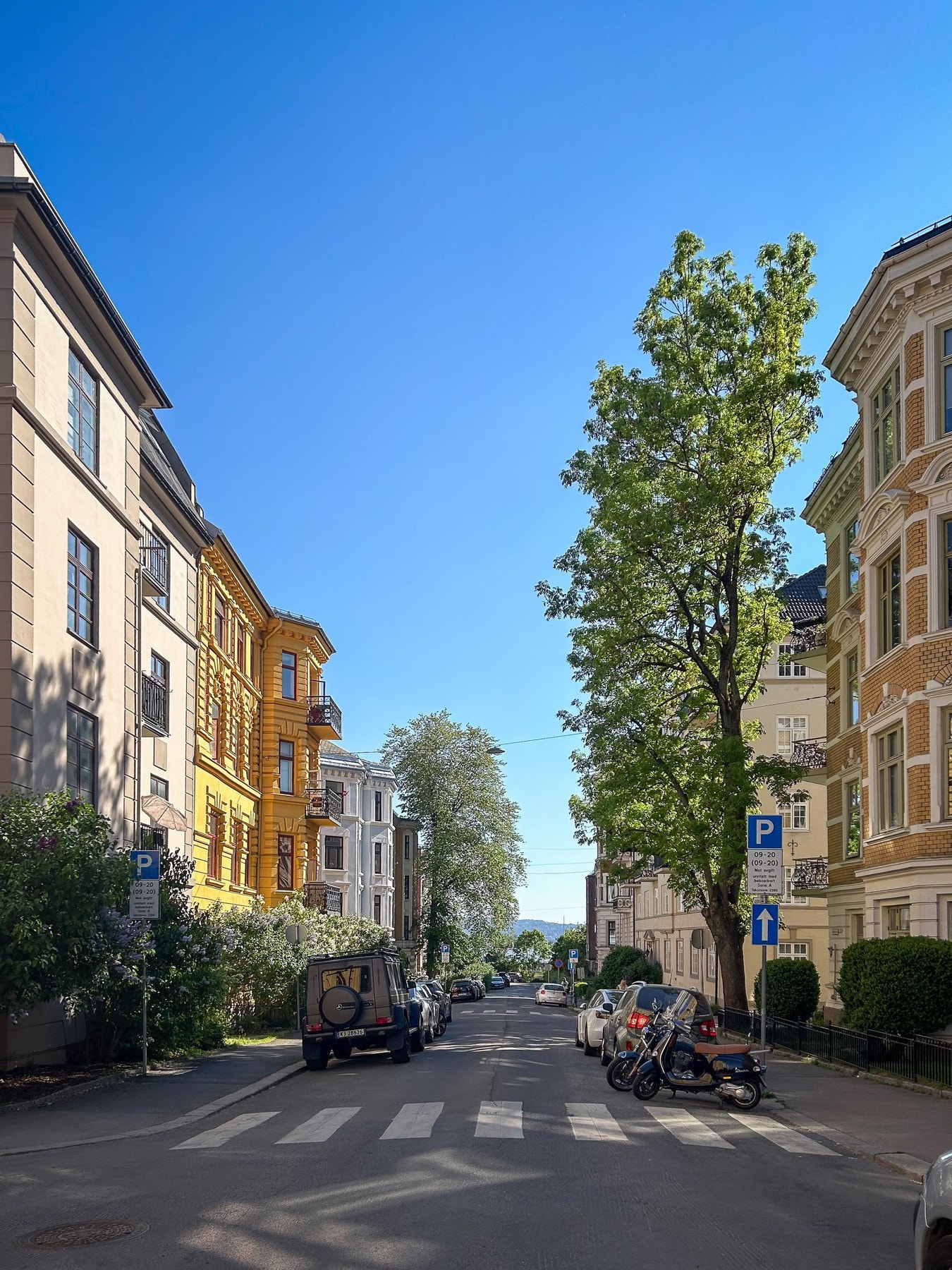 Like rundt hjørnet ligger bl.a Joker, Hos Thea, Summit og Åpent Bakeri Galleribilde
