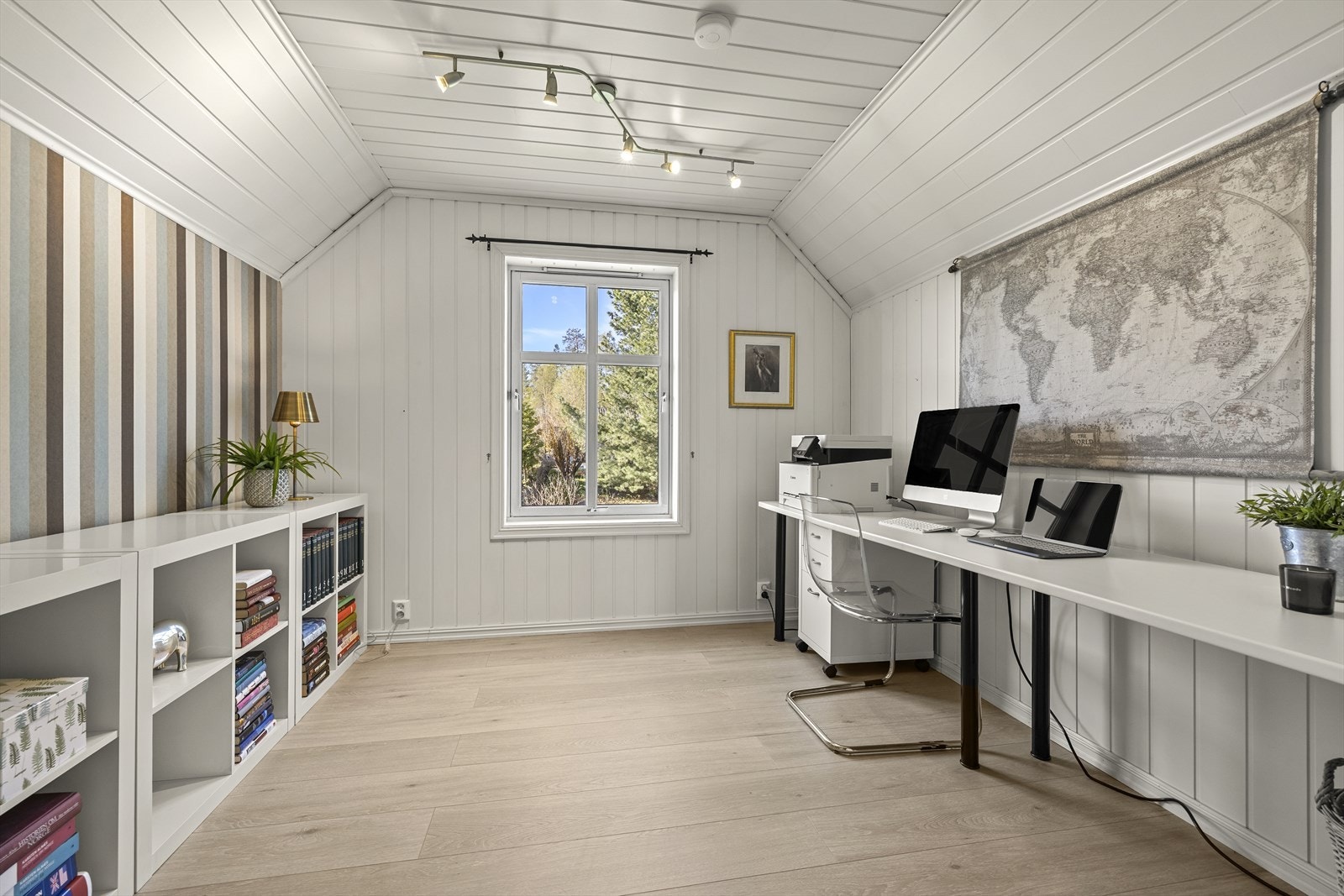 Rommene egner seg godt som barnerom, gjesterom eller hjemmekontor. Galleribilde