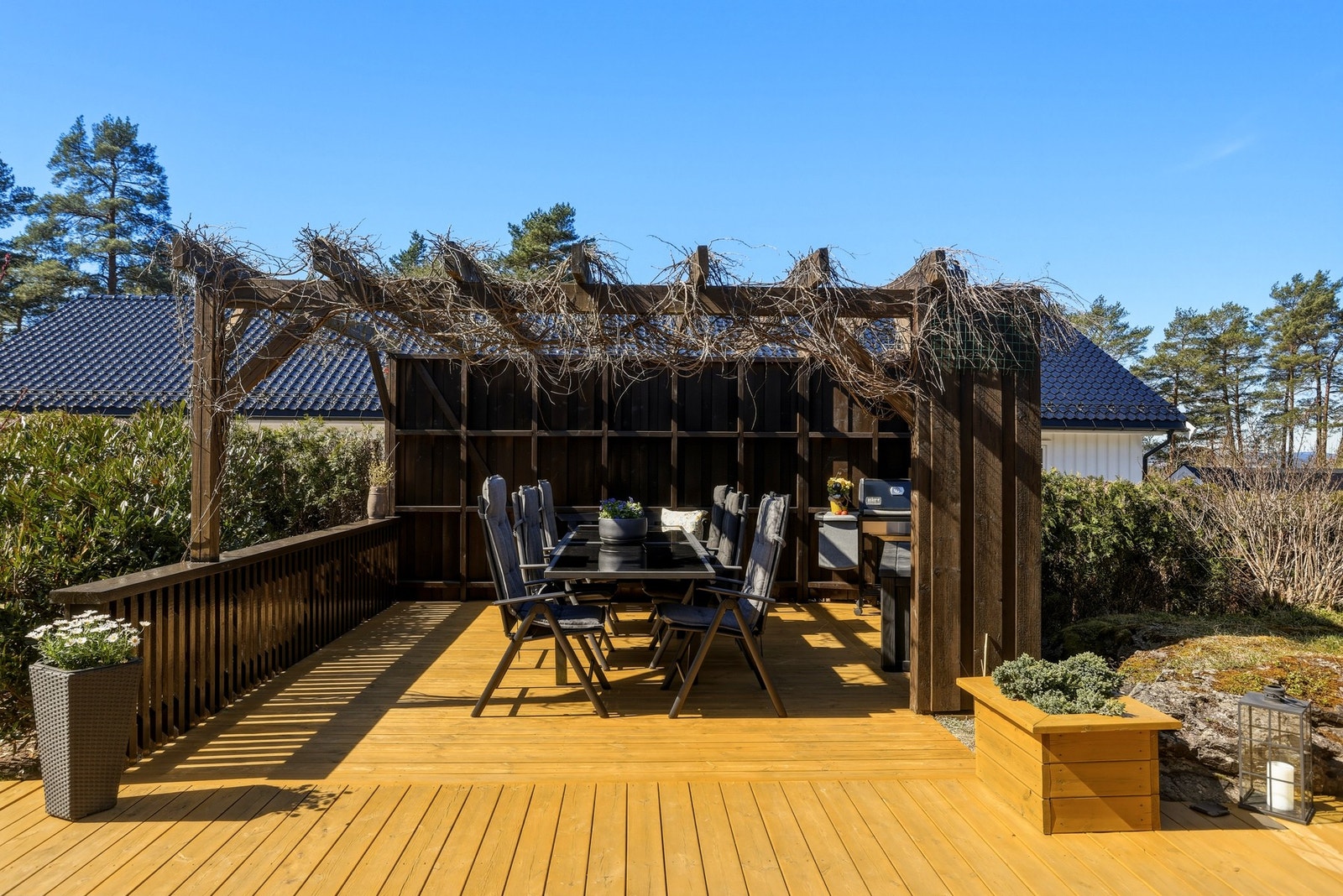 Terrasse med pergola Galleribilde