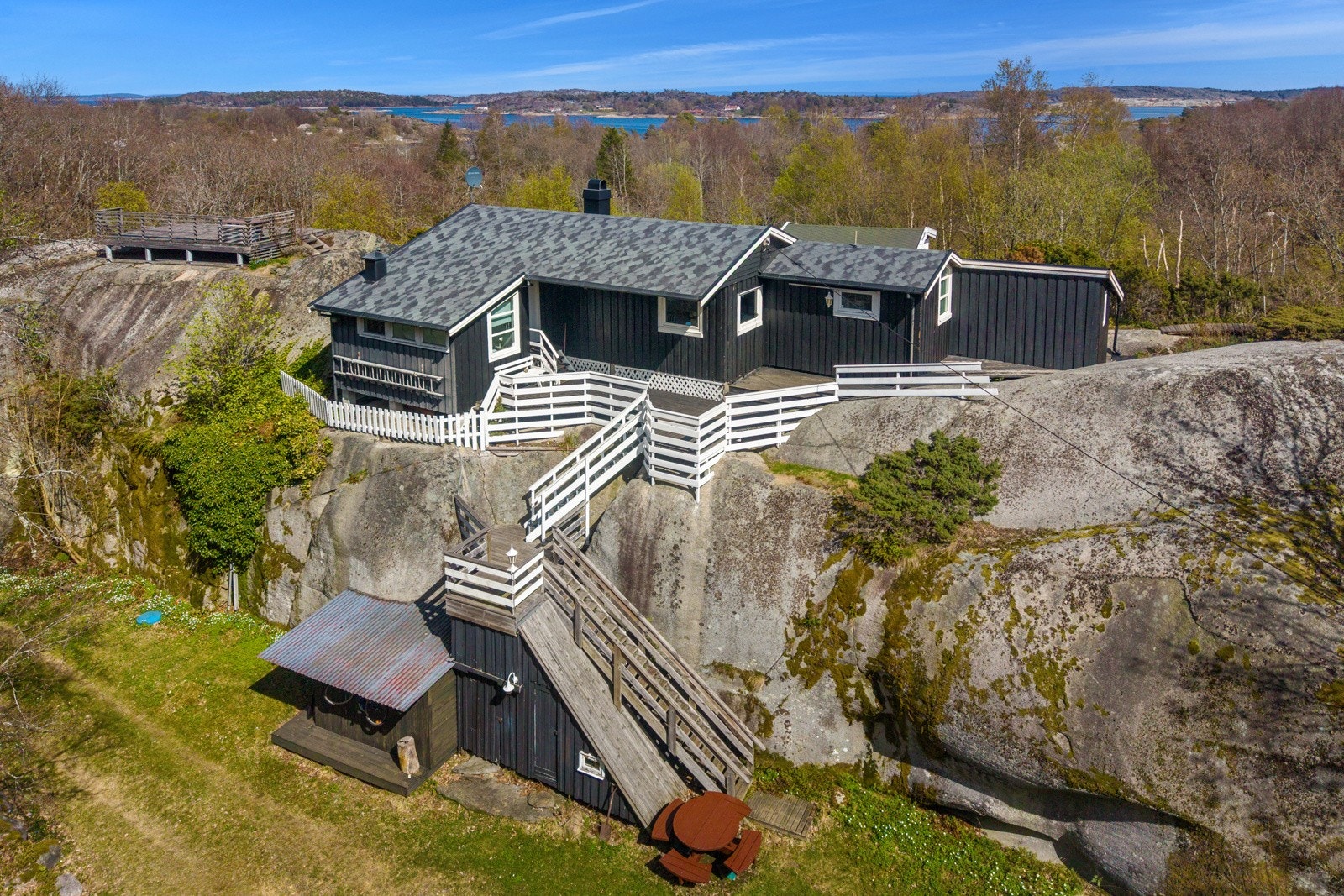 Velkommen til Brøtsø og denne flotte hytten med båtplass Galleribilde