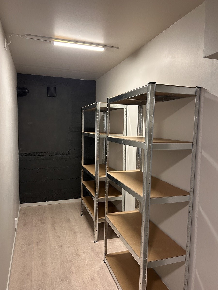 Bod i kjeller Galleribilde