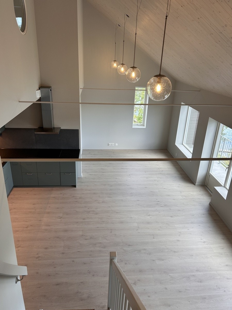 Bilde tatt fra overetasjen Galleribilde