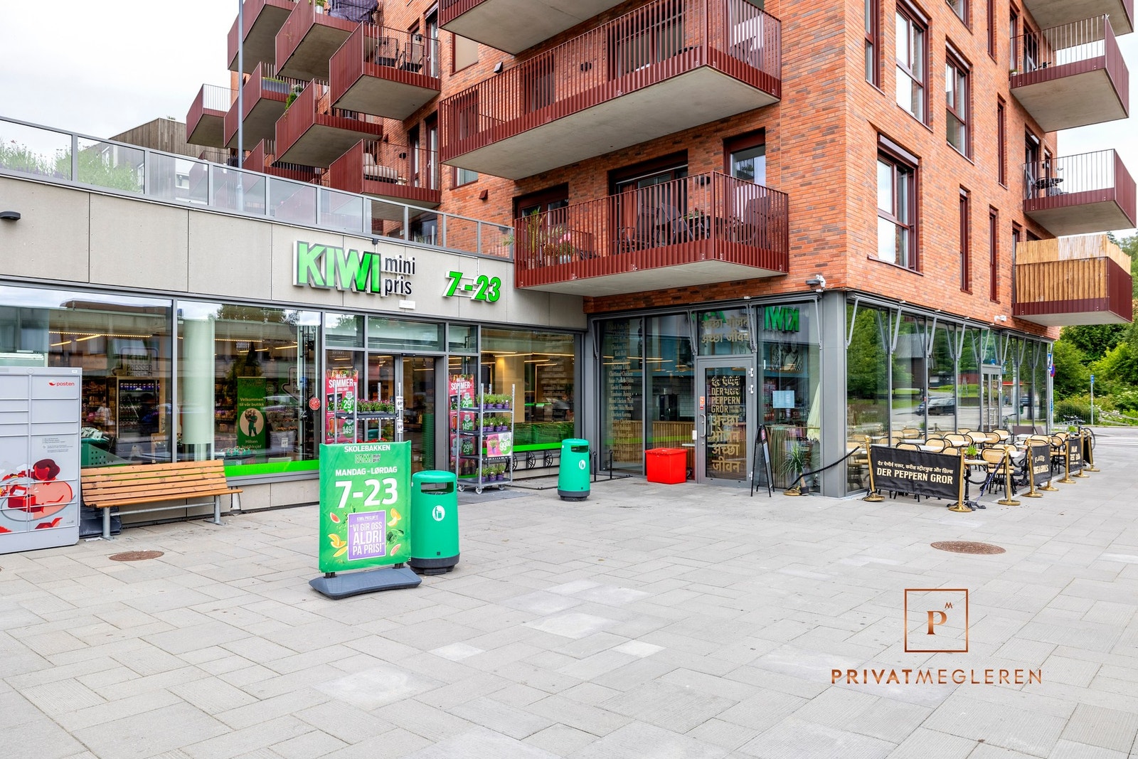 I Kolbotn sentrum finner en alt av matforretninger, spisesteder, Sats treningssenter m.m. Galleribilde