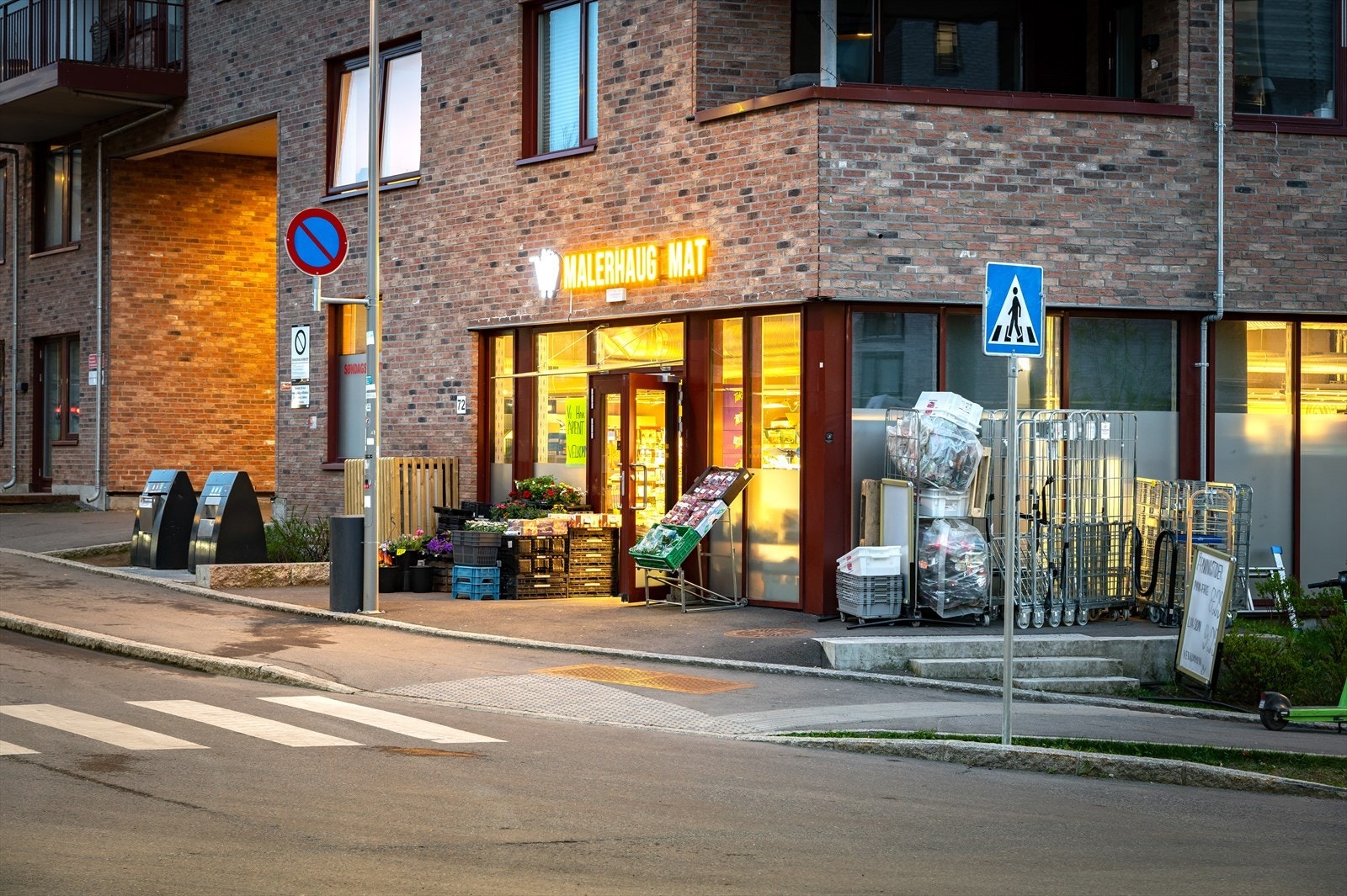 Kort vei over til Malerhaug Mat. Galleribilde