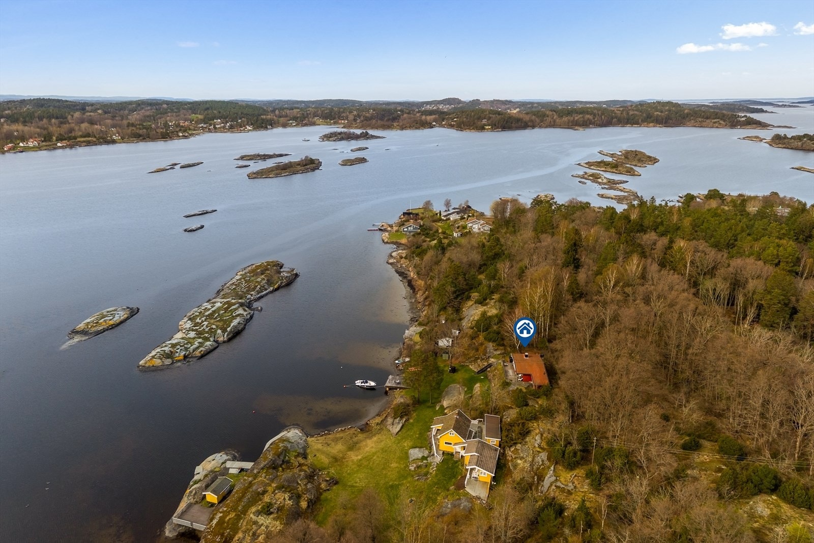 Området byr på et rikt utvalg av aktiviteter, med Tjøme Golfklubb og klatreruten Via Ferrata innen kort rekkevidde. Galleribilde