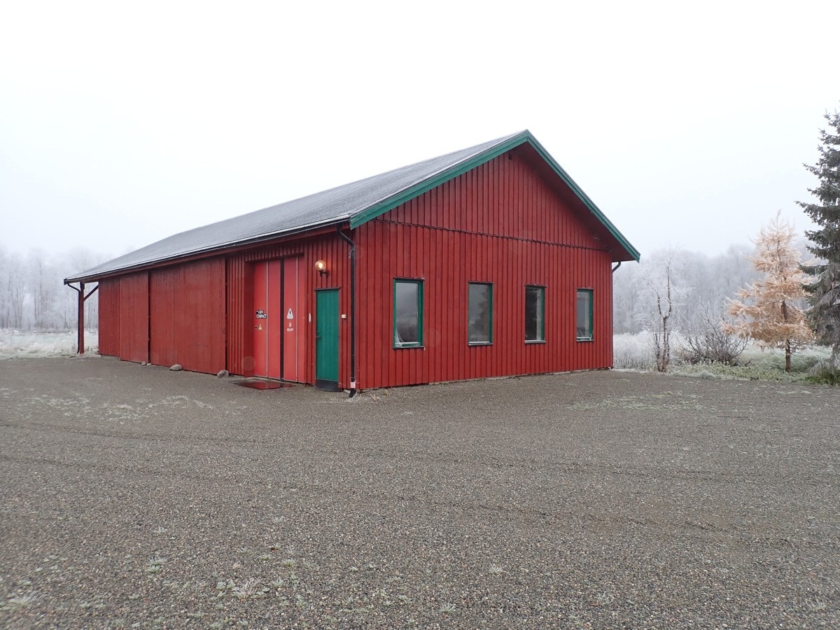 Verksted/garasje/redskapsskjul Galleribilde