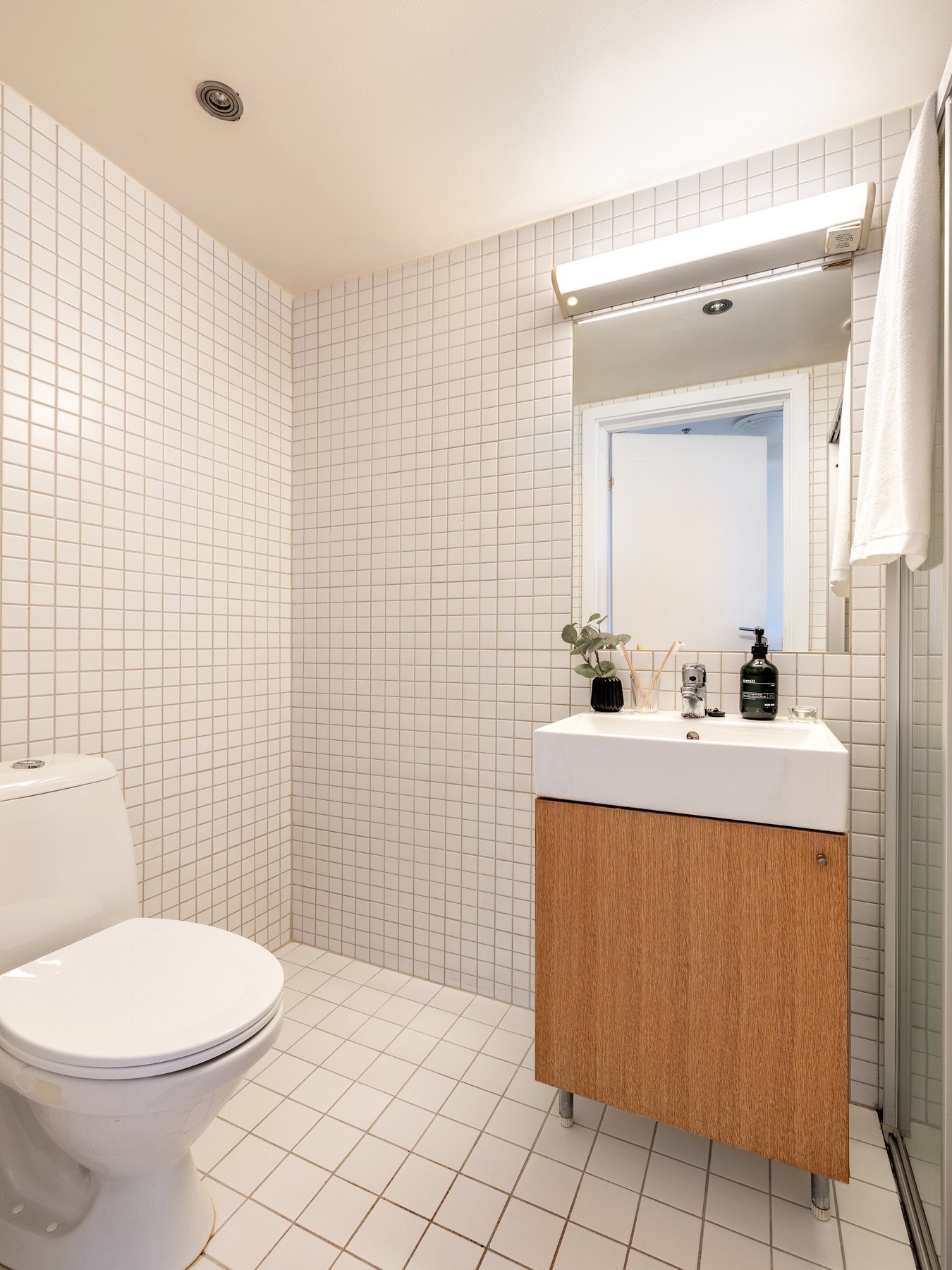 Bad/wc hybel Galleribilde