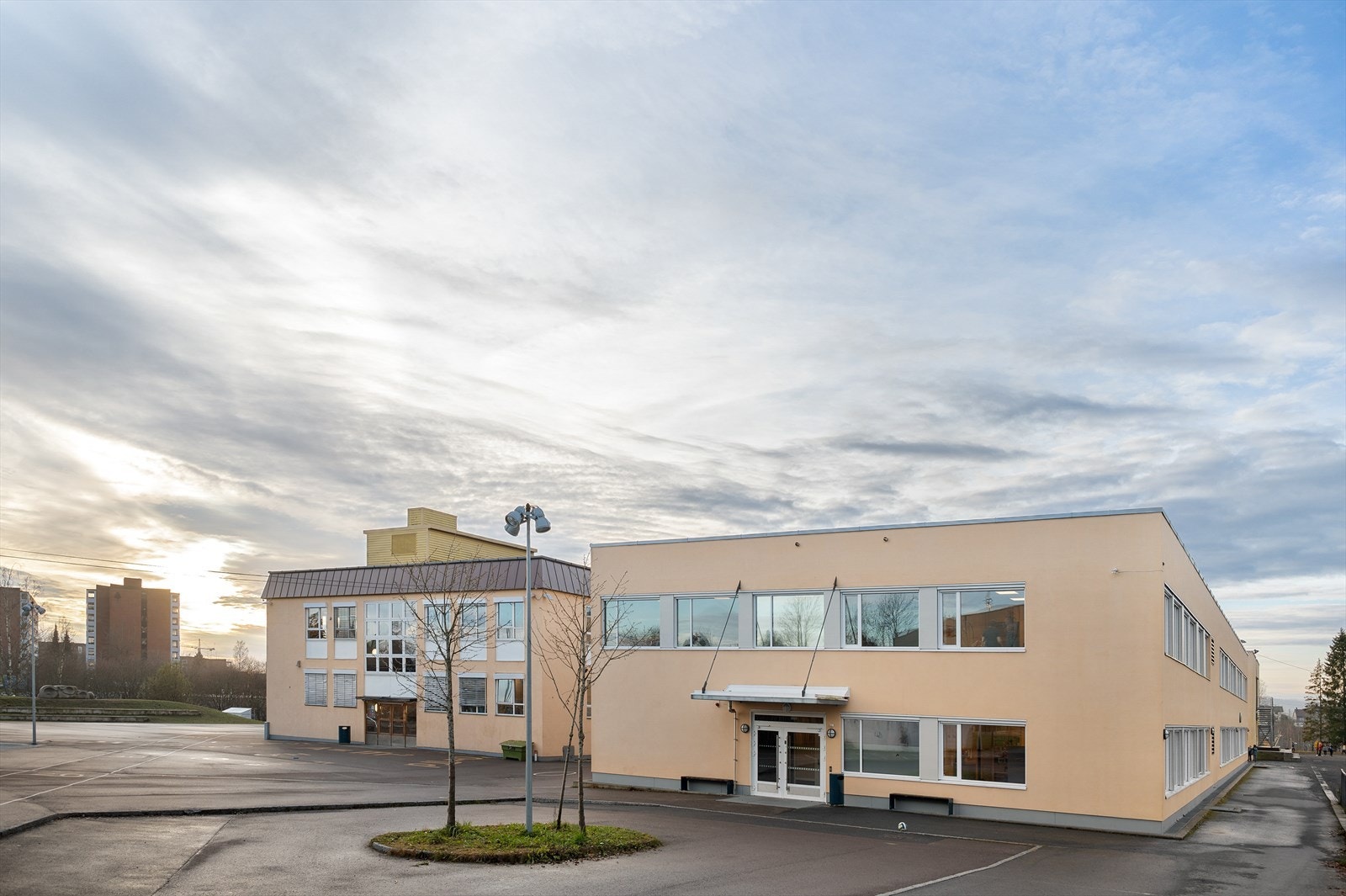 Det er ca. 10 minutters gange til Voksen barneskole Galleribilde