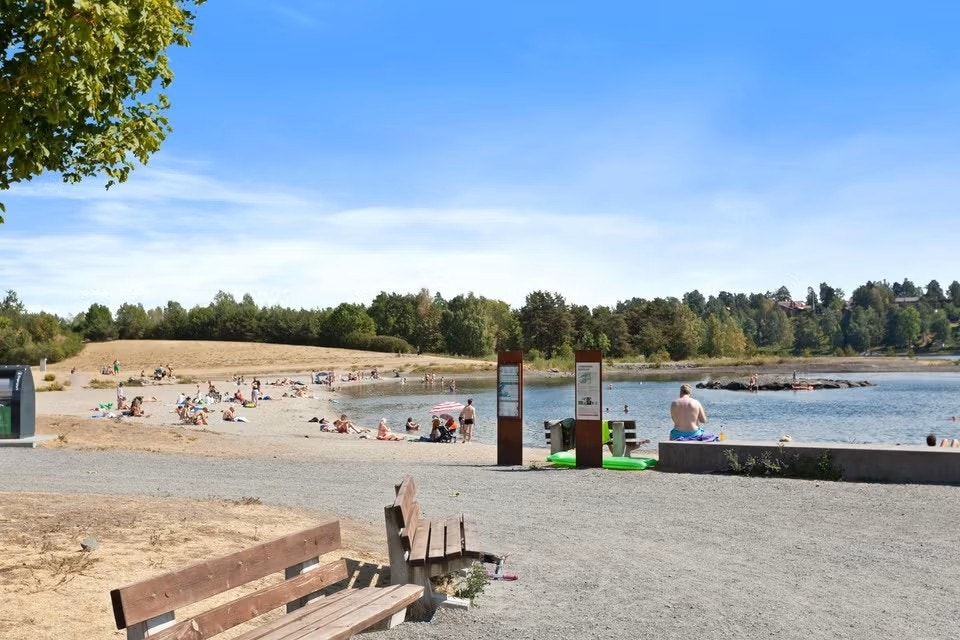 Storøya badestrand. Galleribilde