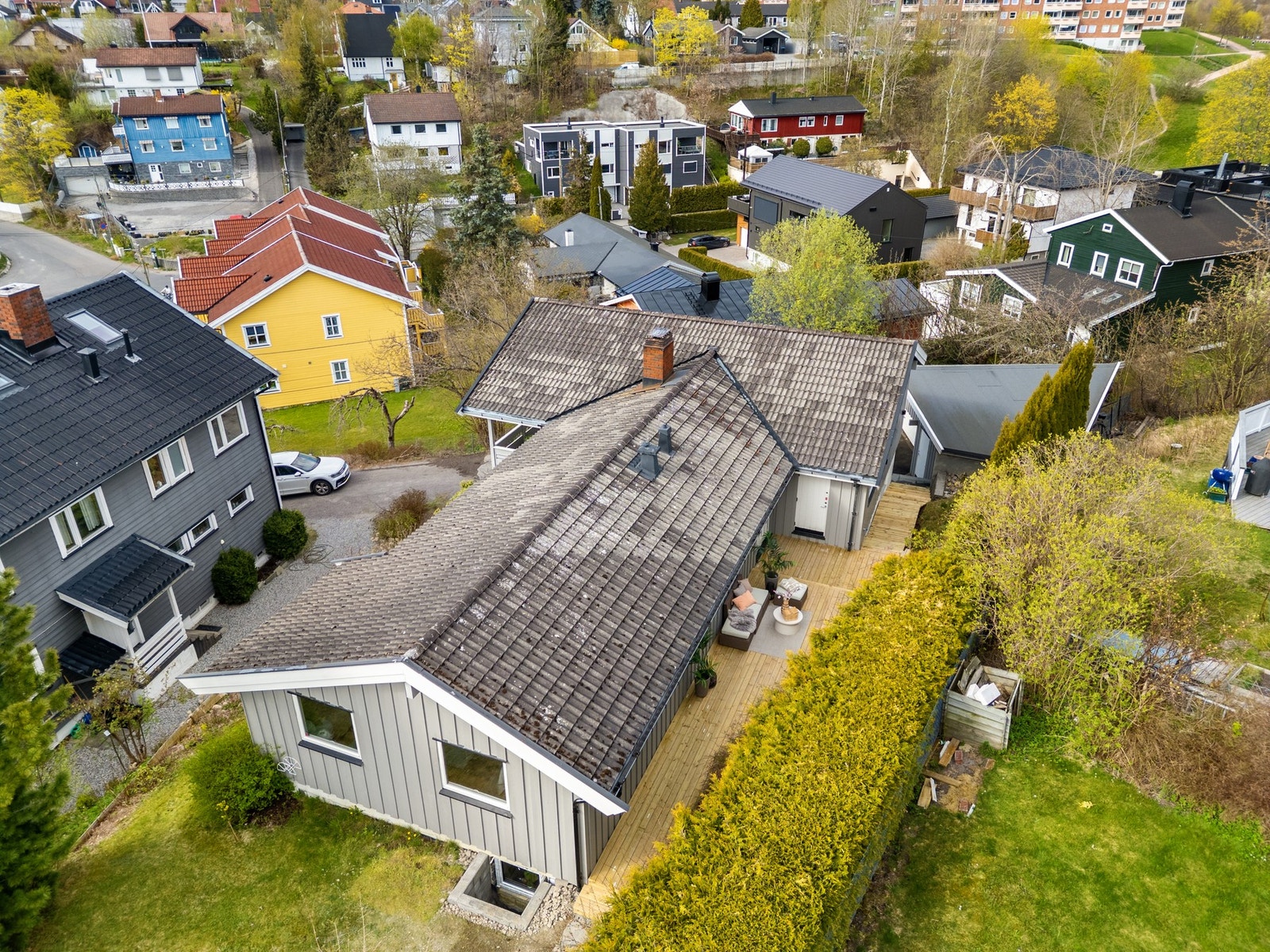 Her får du flere fantastiske uteplasser som omkranser huset. Galleribilde