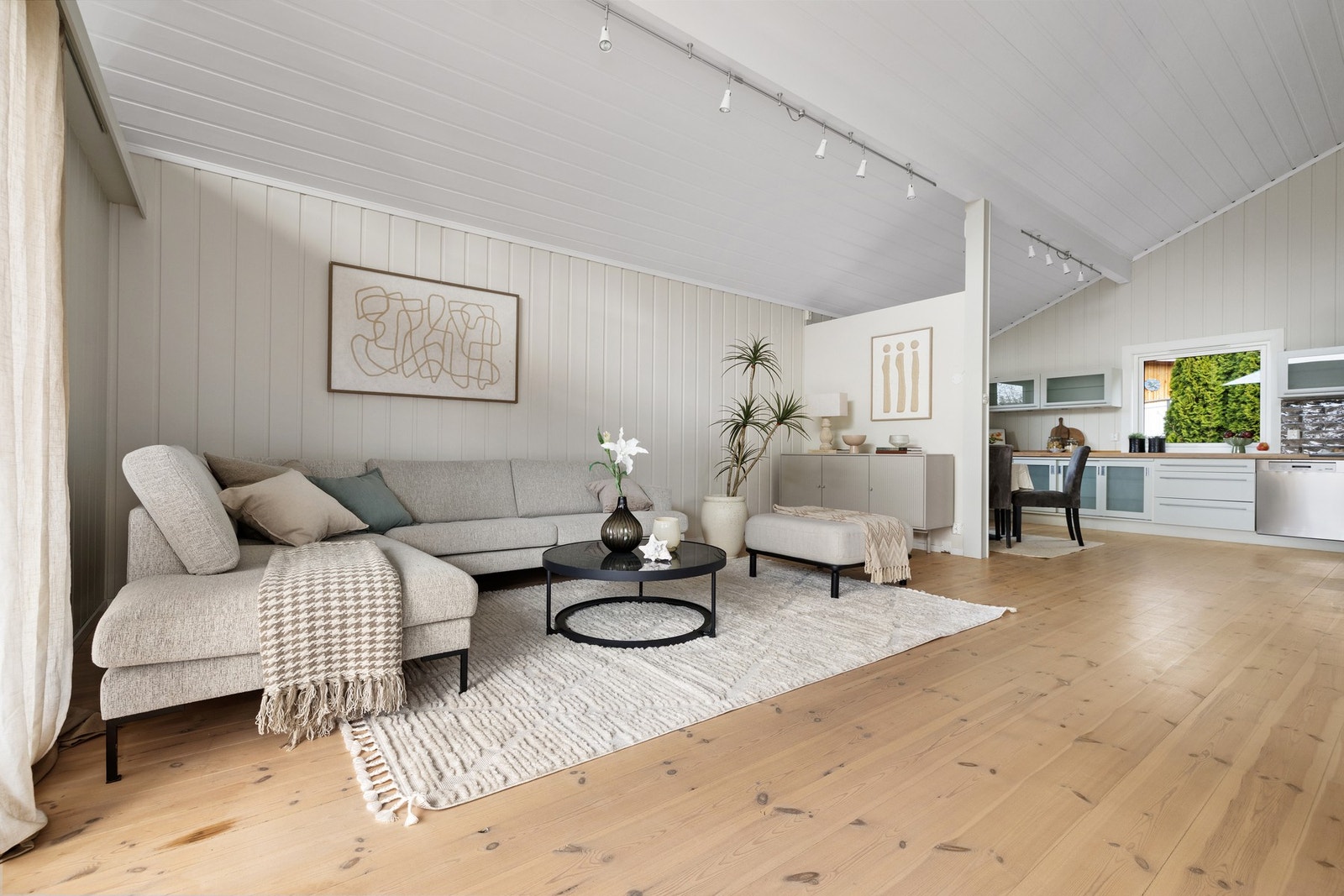 Her kan du ha et langbord og invitere inn til hyggelige sammenkomster. Galleribilde