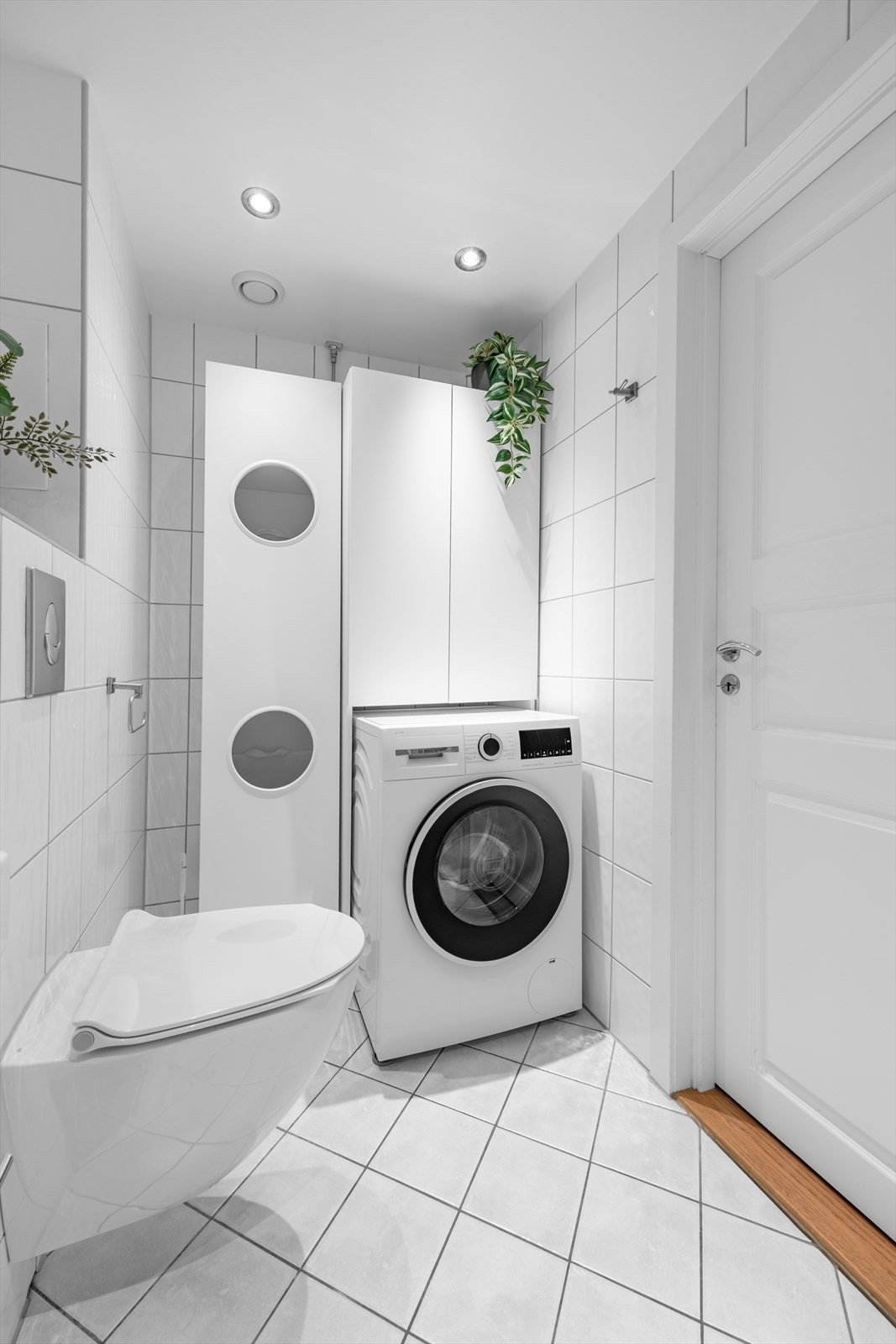 Opplegg til vaskemaskin på badet, i tillegg til gratis fellesvaskeri i borettslaget. Galleribilde