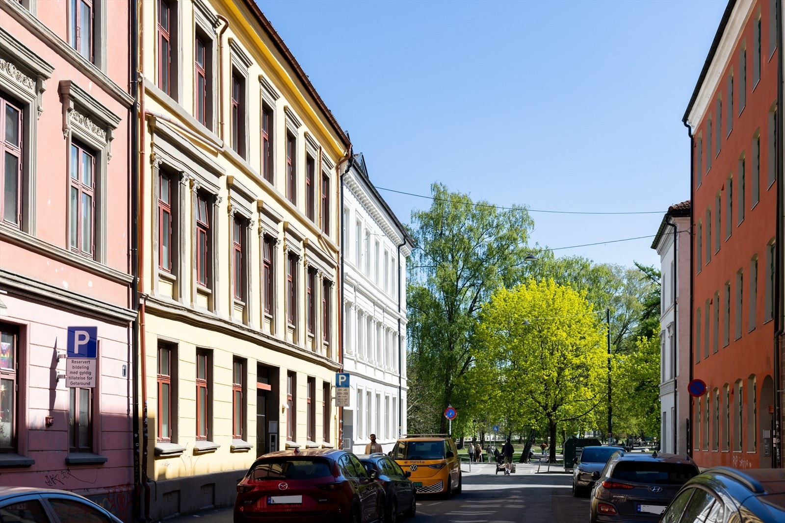 Dette er en perfekt leilighet for deg som ønsker å bo sentralt på Grünerløkka, med kort vei til "alt"! Galleribilde