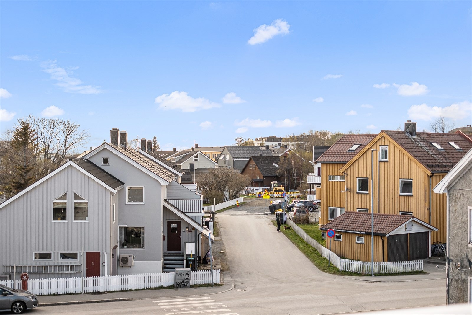 Luftig utsyn over nærområdet og gode solforhold Galleribilde