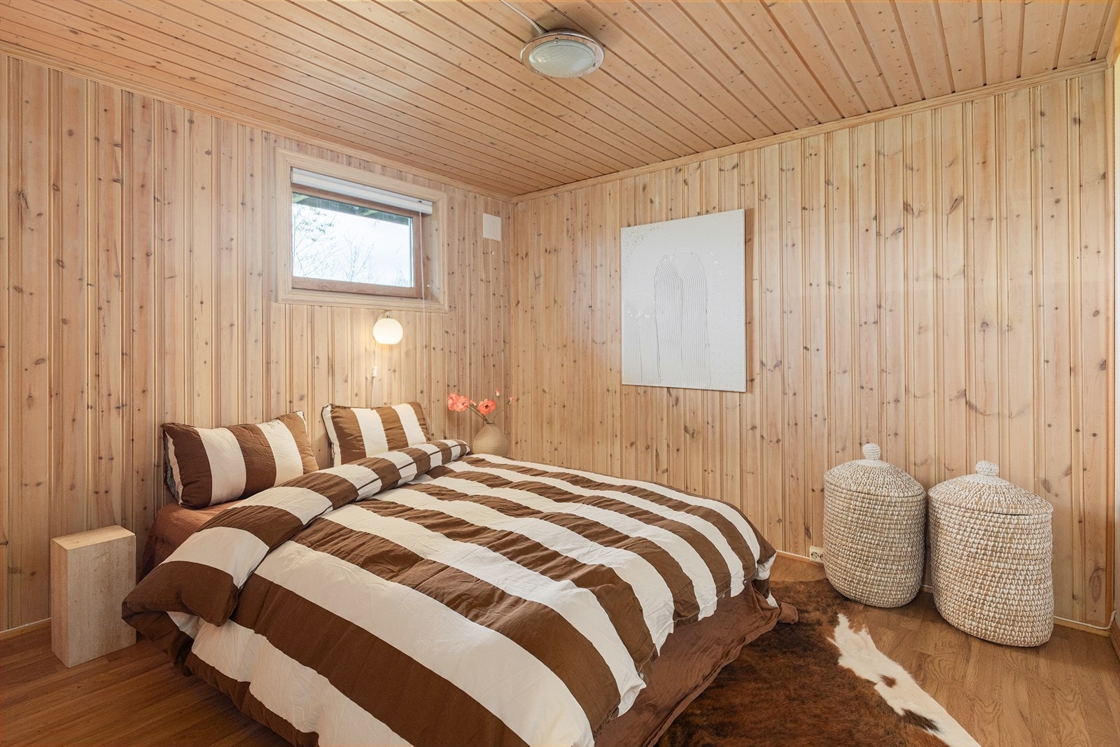 Innredet soverom i kjelleren på 9,7 m² (ikke godkjent som rom for varig opphold). Galleribilde