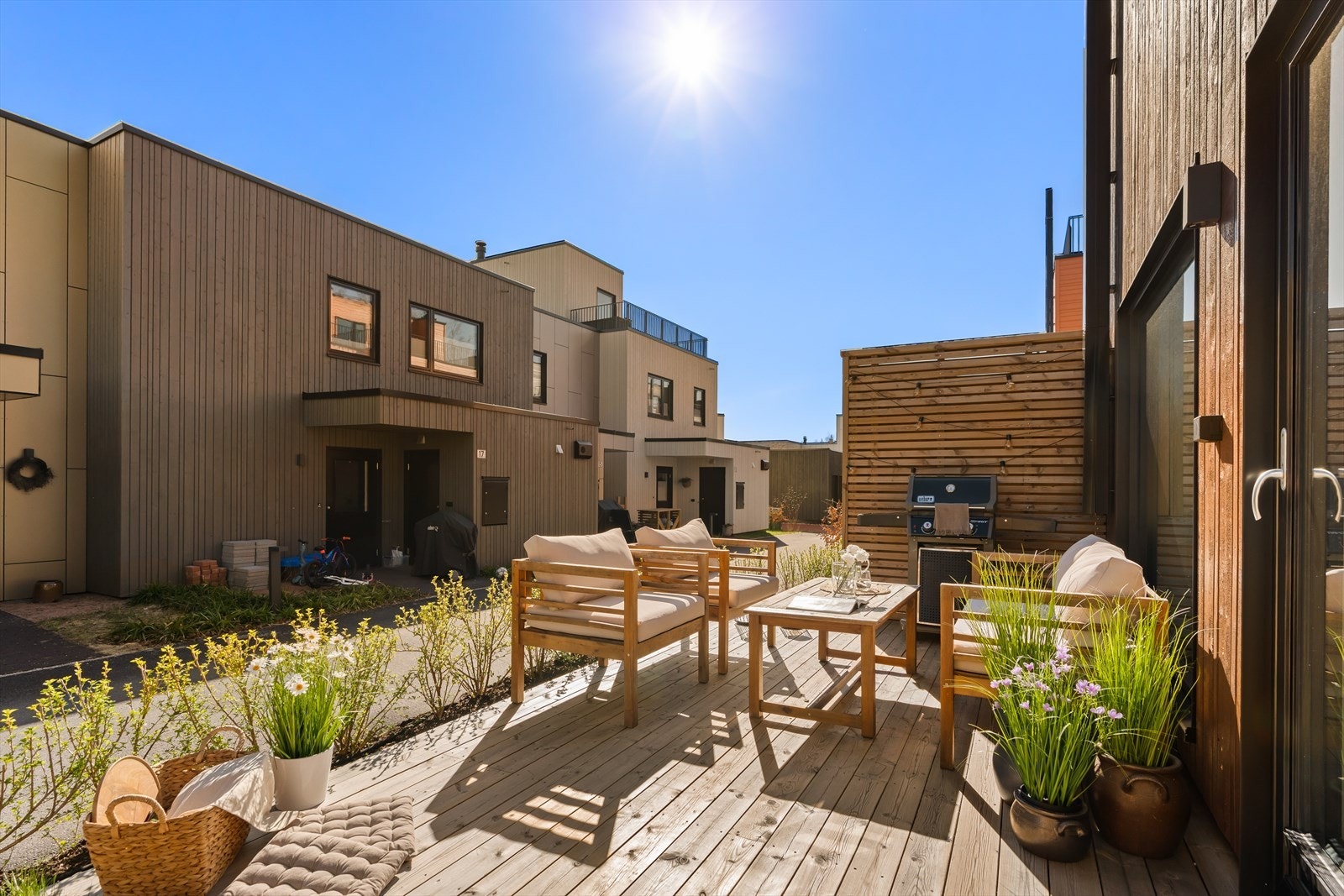 Markterrasse med nydelige solforhold! Galleribilde