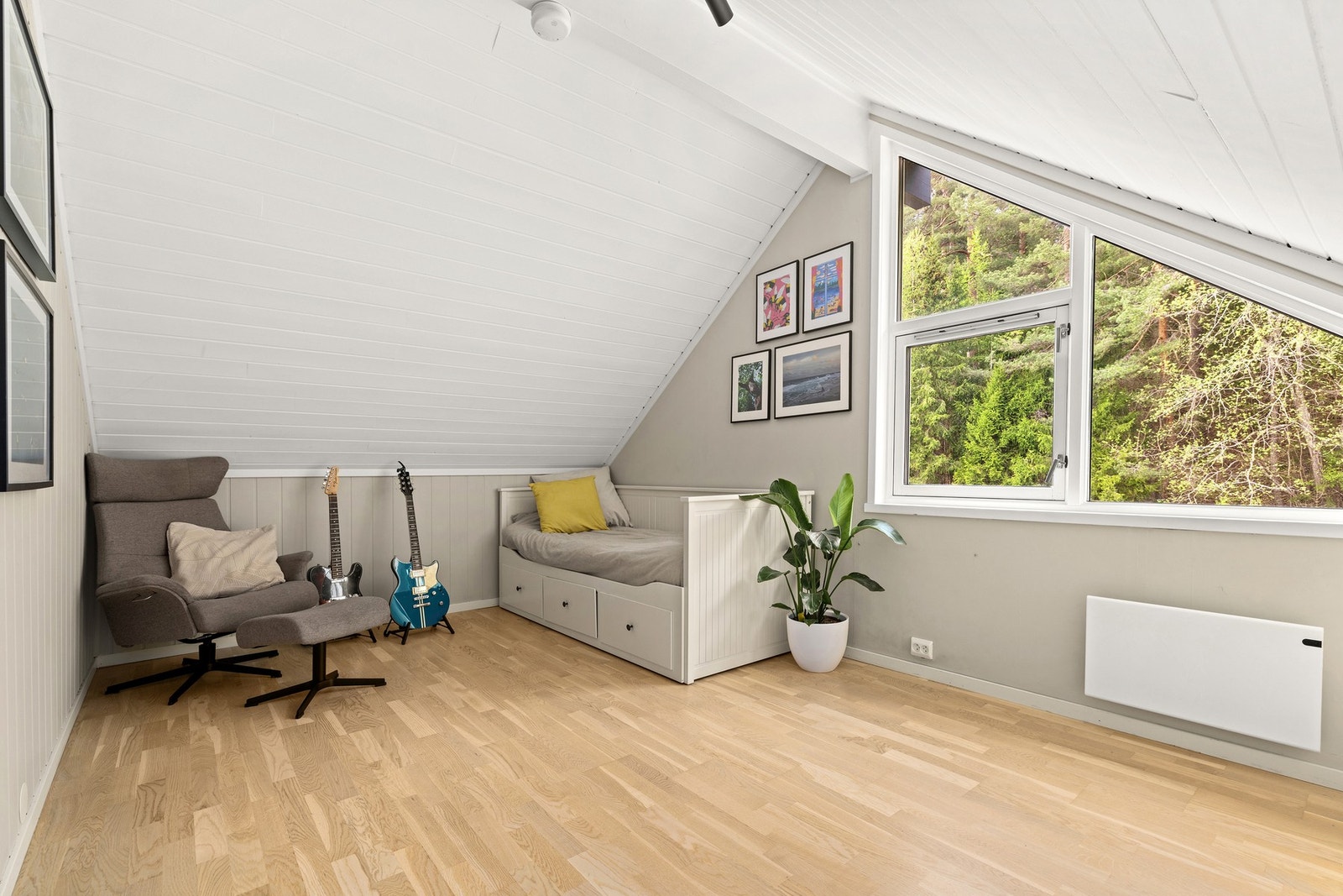 Perfekte rom for barn, gjester eller hjemmekontor Galleribilde