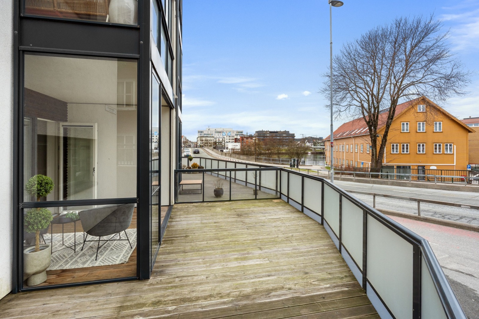 Terrasse med kveldsol Galleribilde