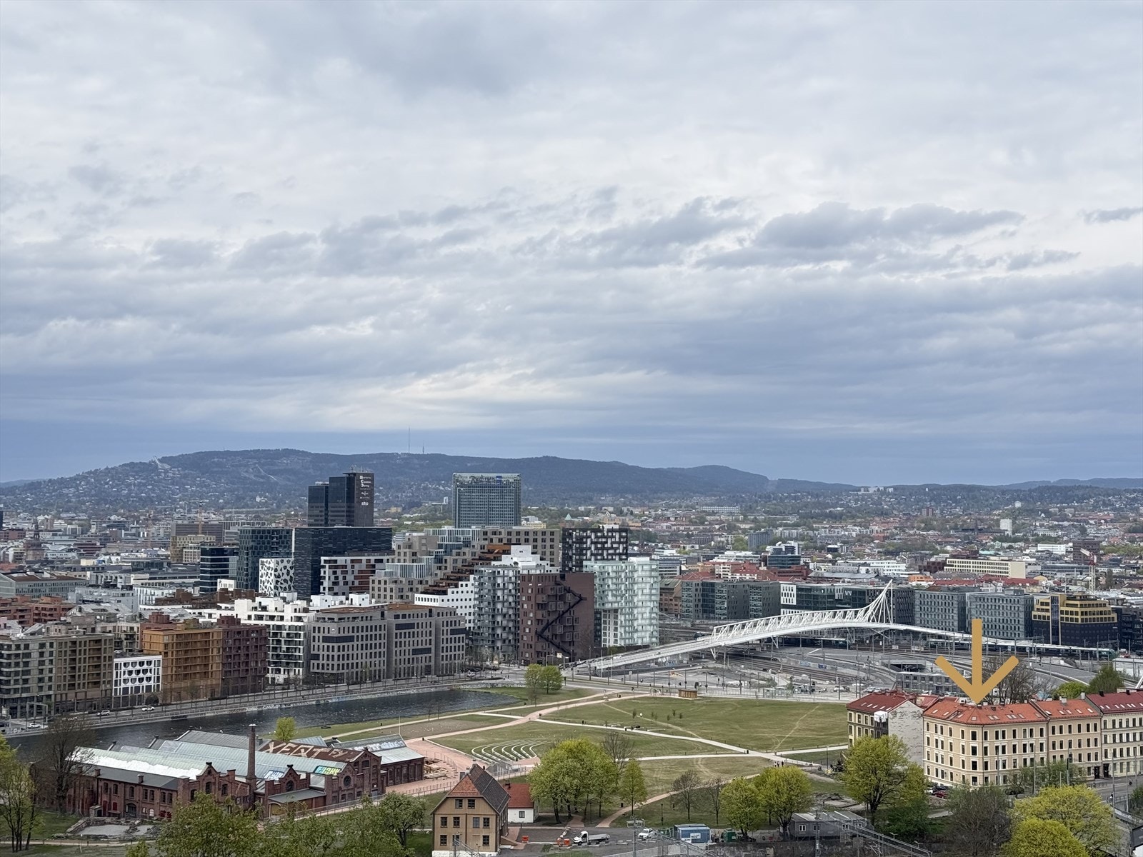 Saxegaardsgata 3 har en unik beliggenhet, historiske Gamlebyen med et steinkast unna Bjørvika. Galleribilde