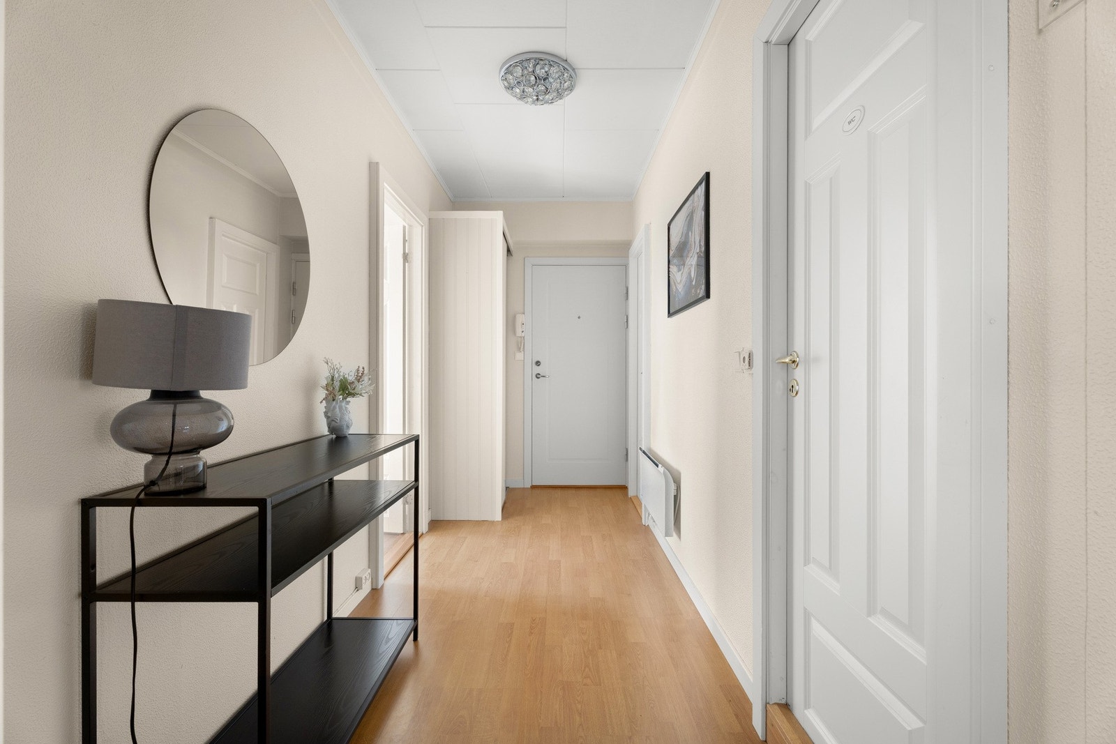 Gangen har en fin tilknytning til nesten alle rom. Galleribilde