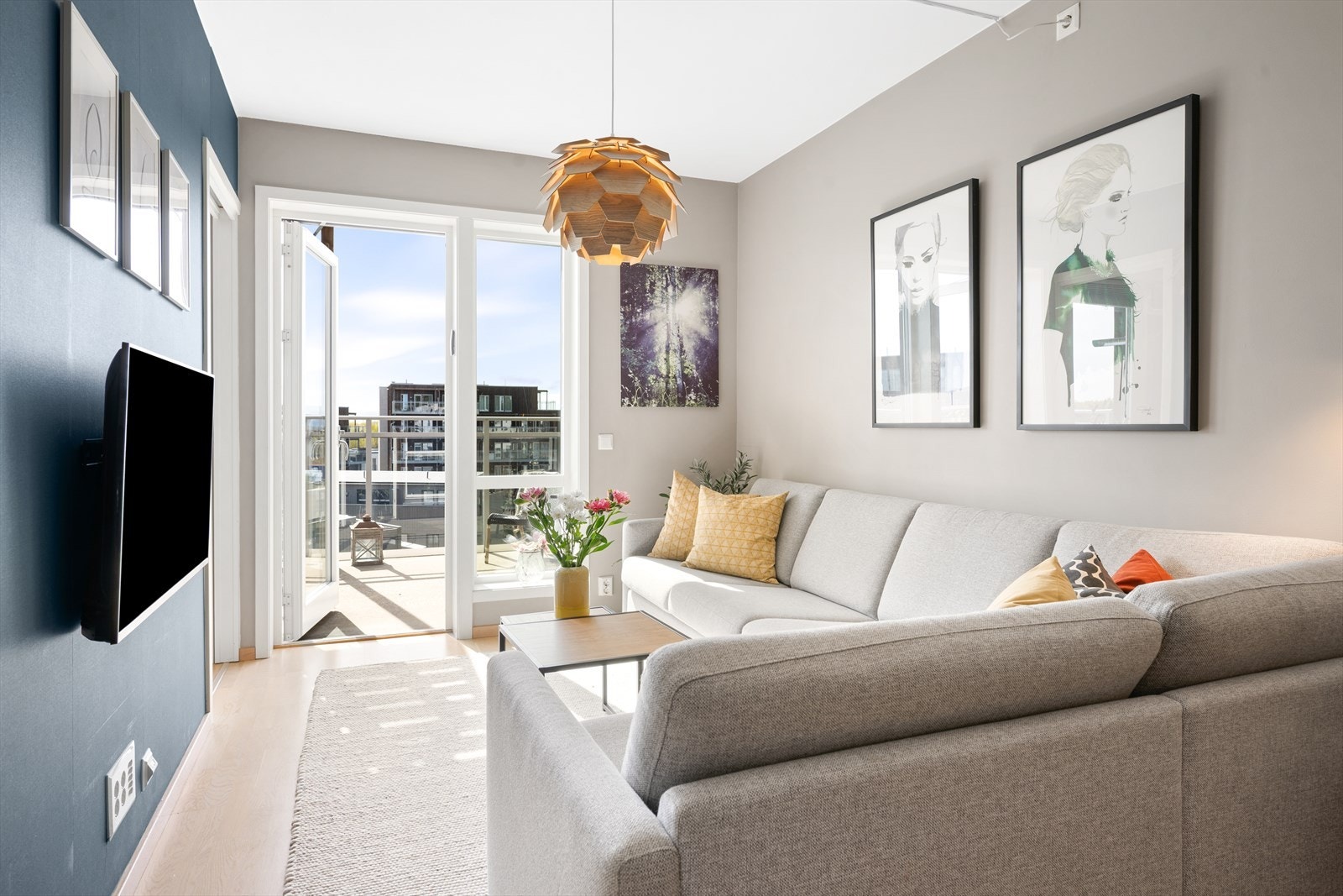 Stue med utgang til balkong Galleribilde