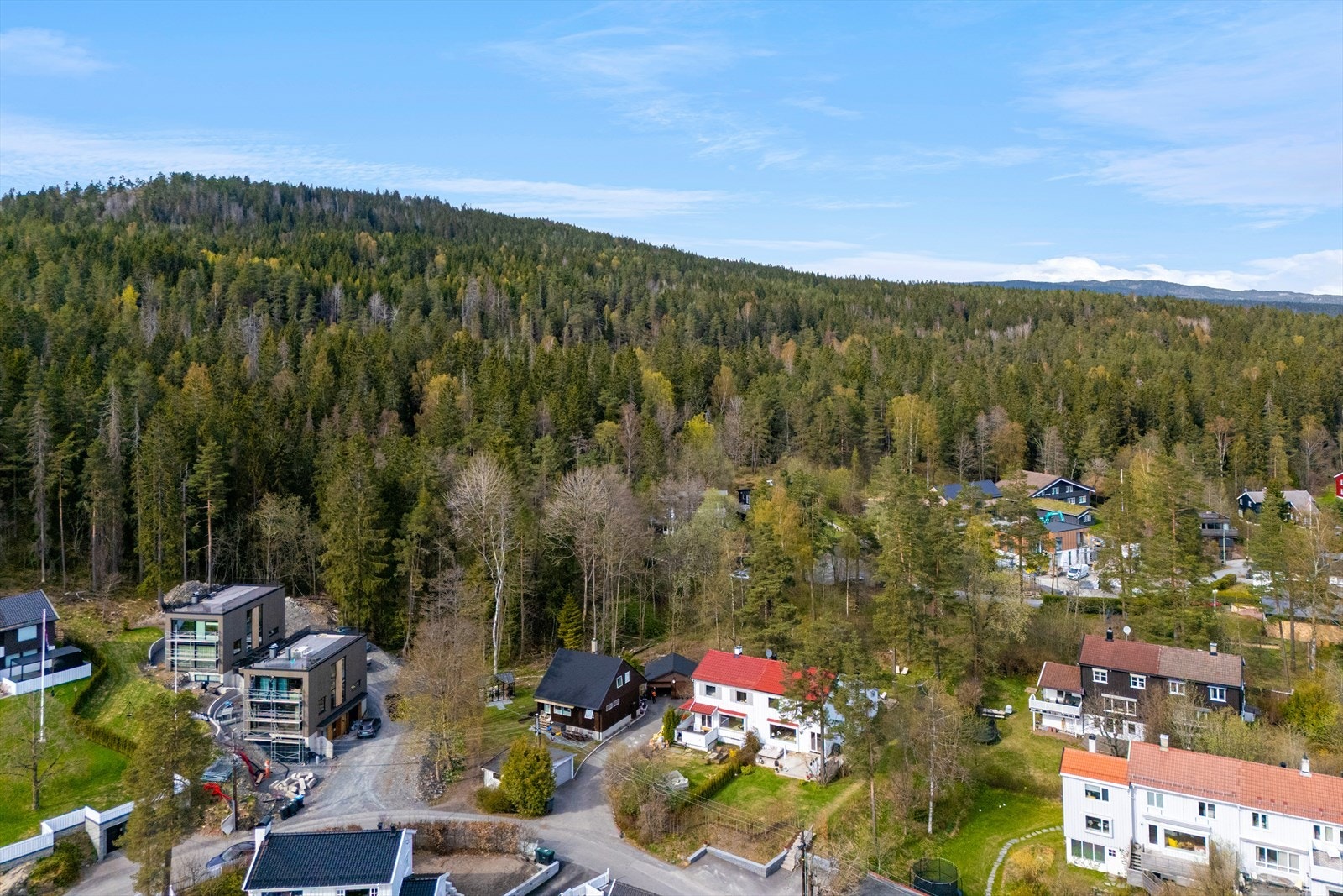 Vettakollen utsiktspunkt og Nordmarka i umiddelbar nærhet. Galleribilde