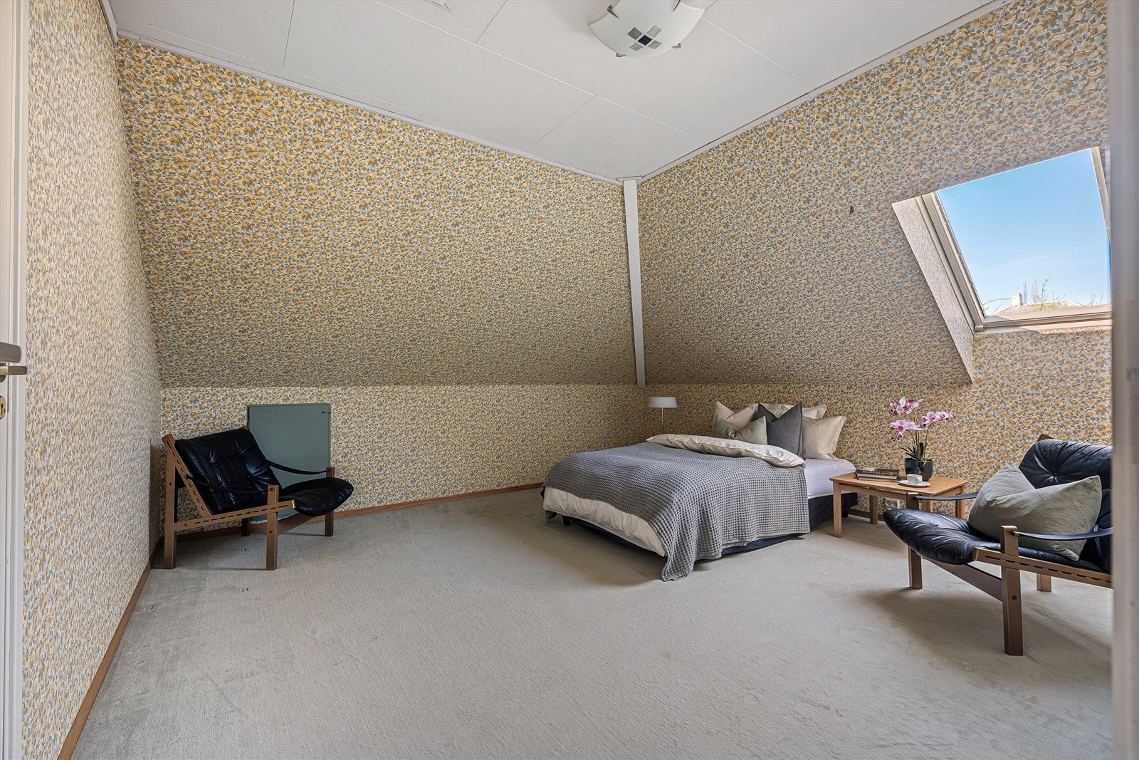 Soverom III
Fra dette rom er det også tilgang til loft. Galleribilde