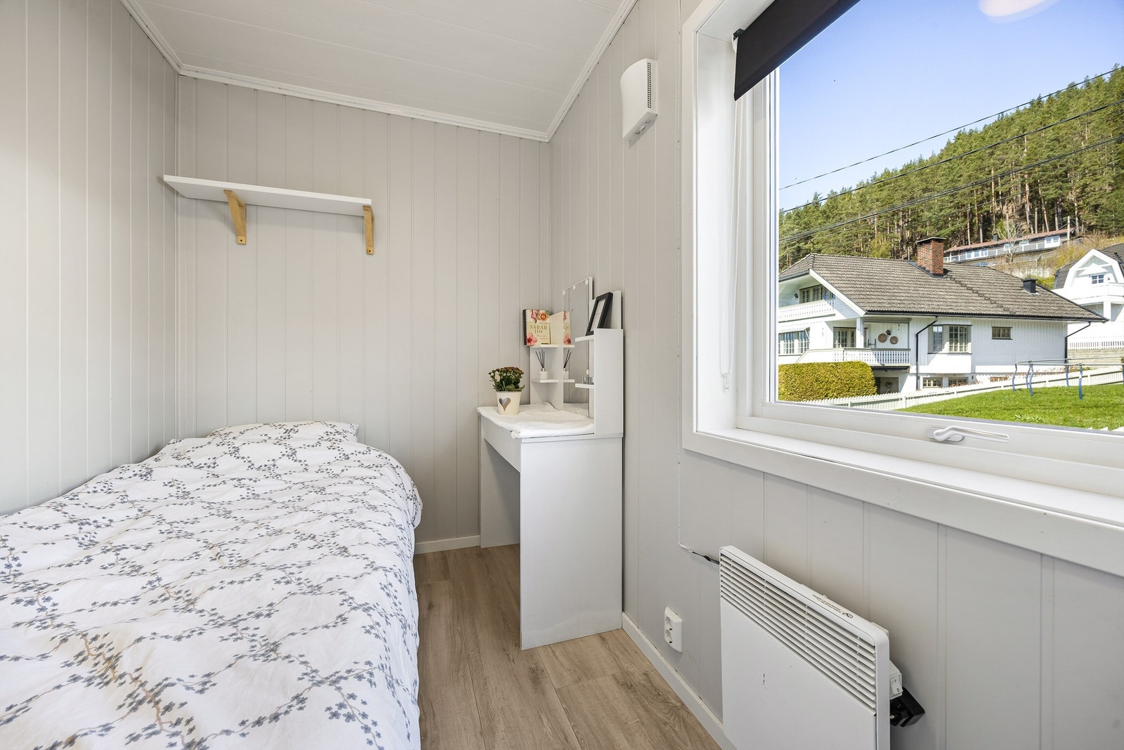 Innredet soverom/kontor - Rommet er ikke bruksendret/omsøkt. Galleribilde