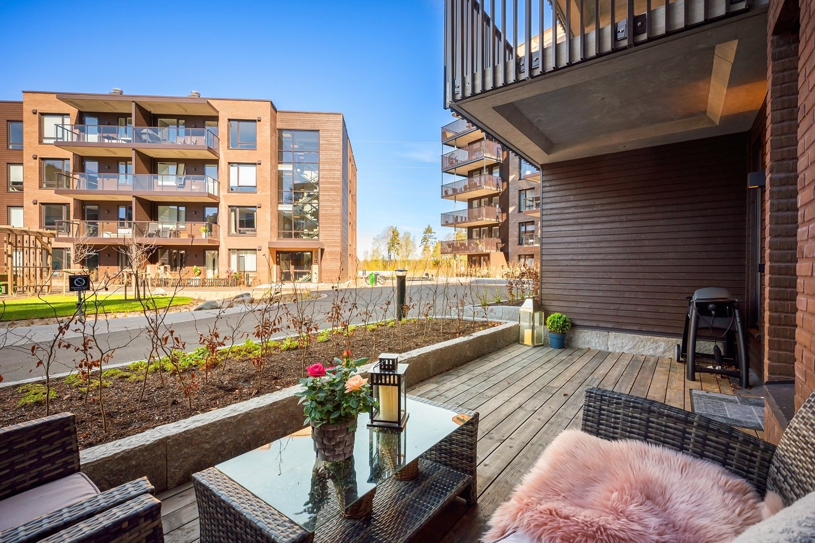 Vestvendt terrasse Galleribilde
