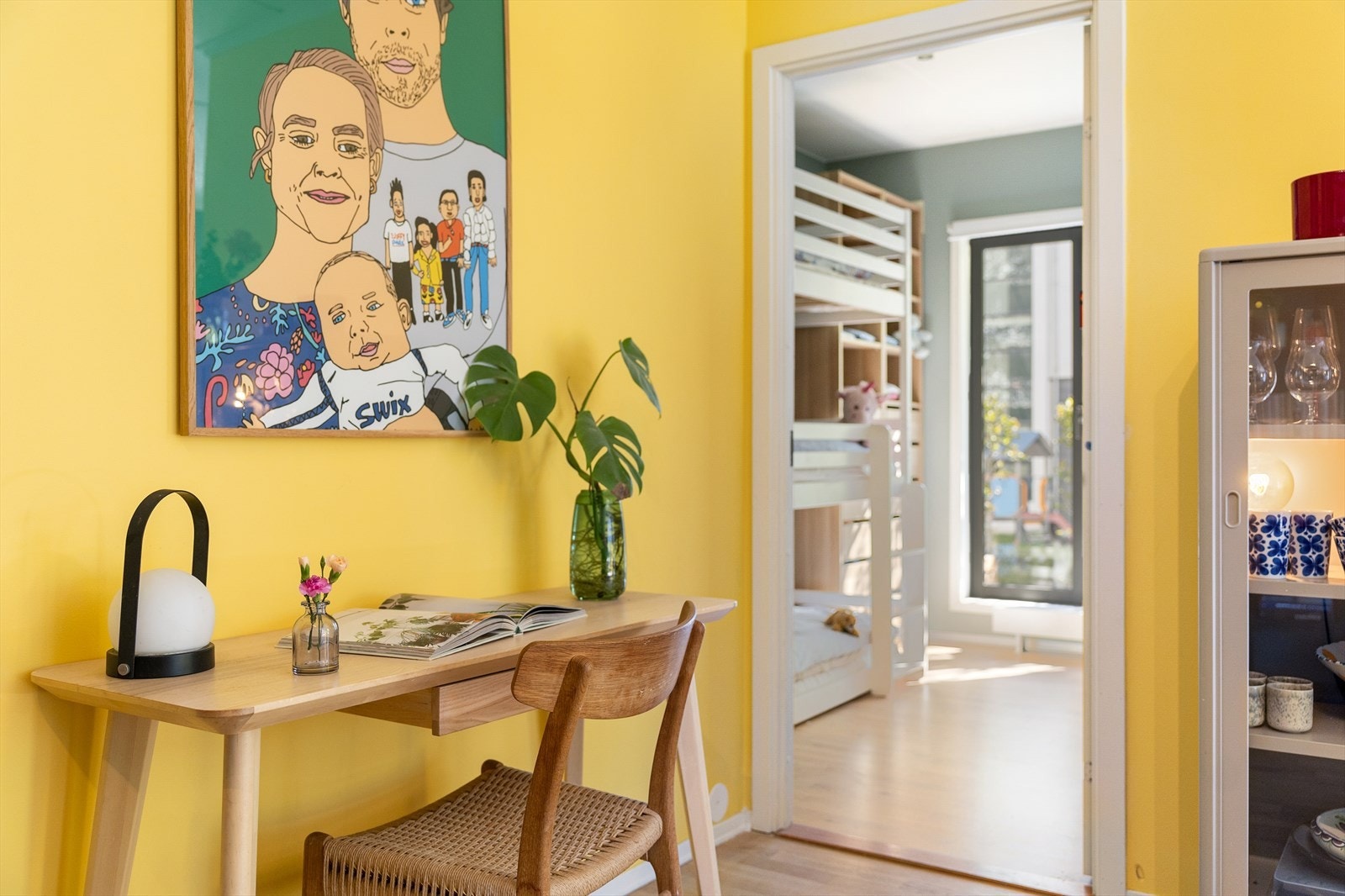 Fra stuen er det adkomst til soverom 2. Galleribilde