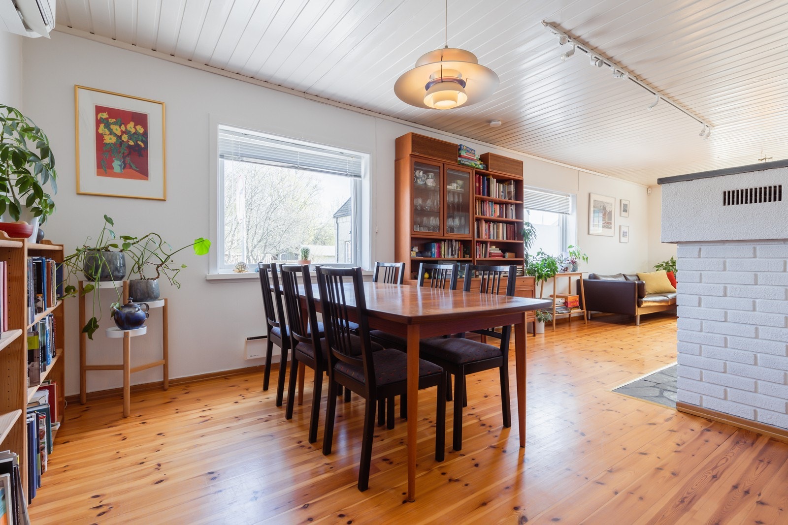 God plass til stuebord Galleribilde