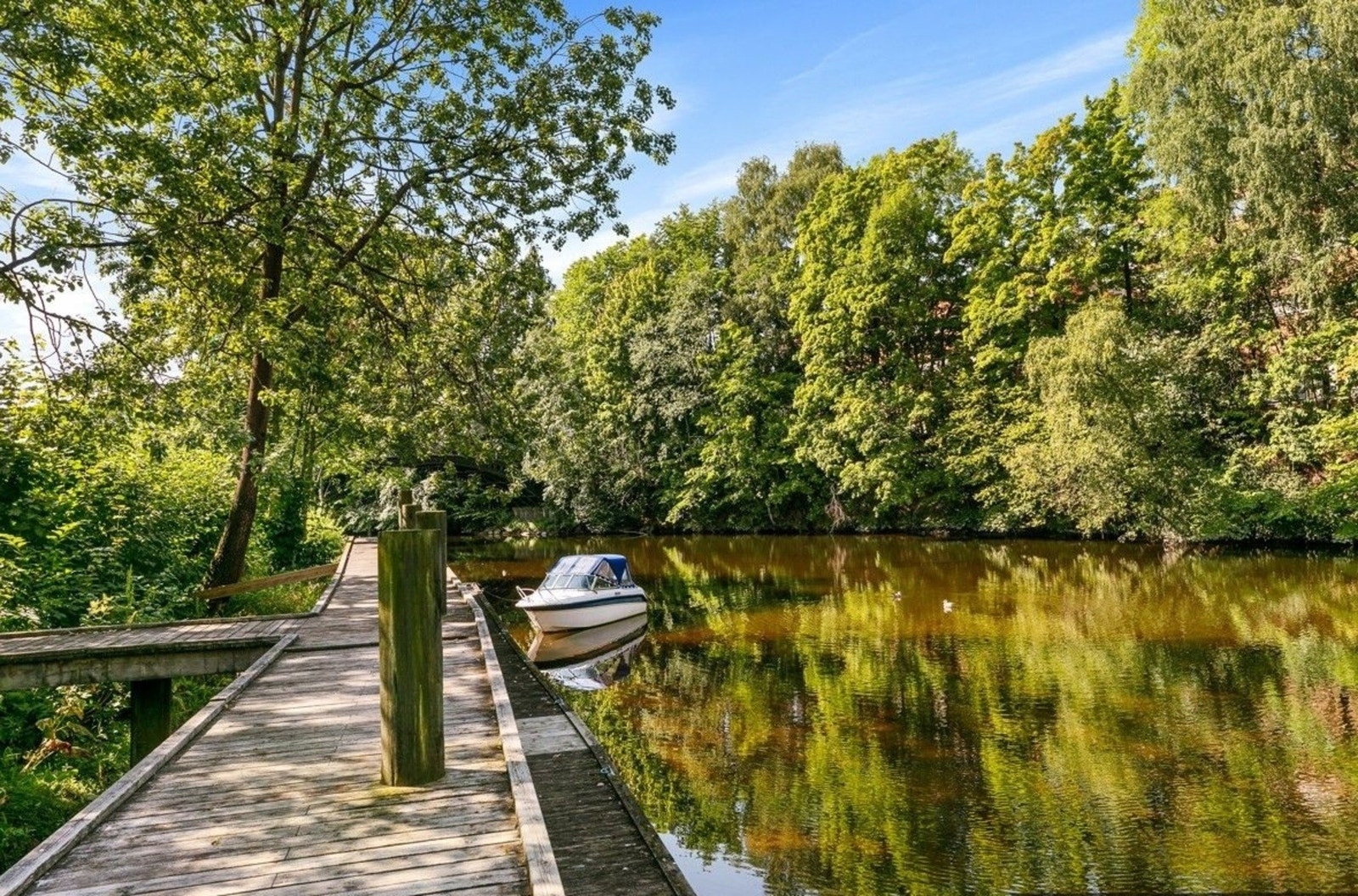 Sameiet har 10 båtplasser som kan leies Galleribilde
