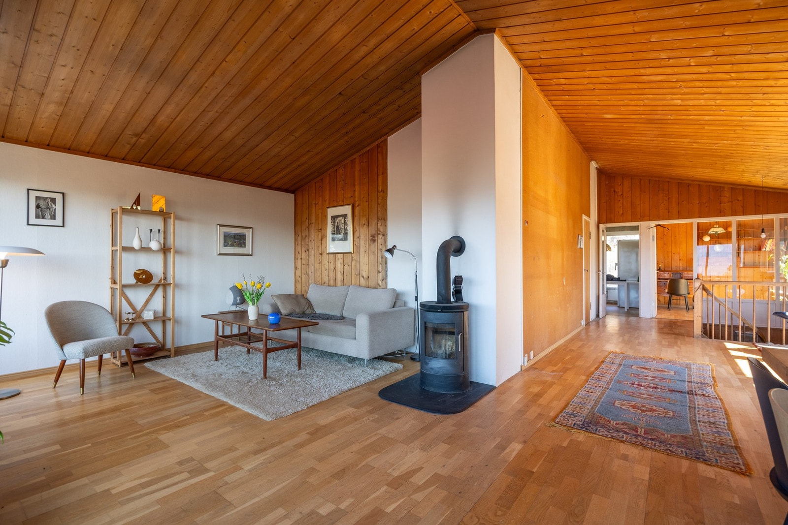 God plass til sofa, stoler, samt bord. Galleribilde