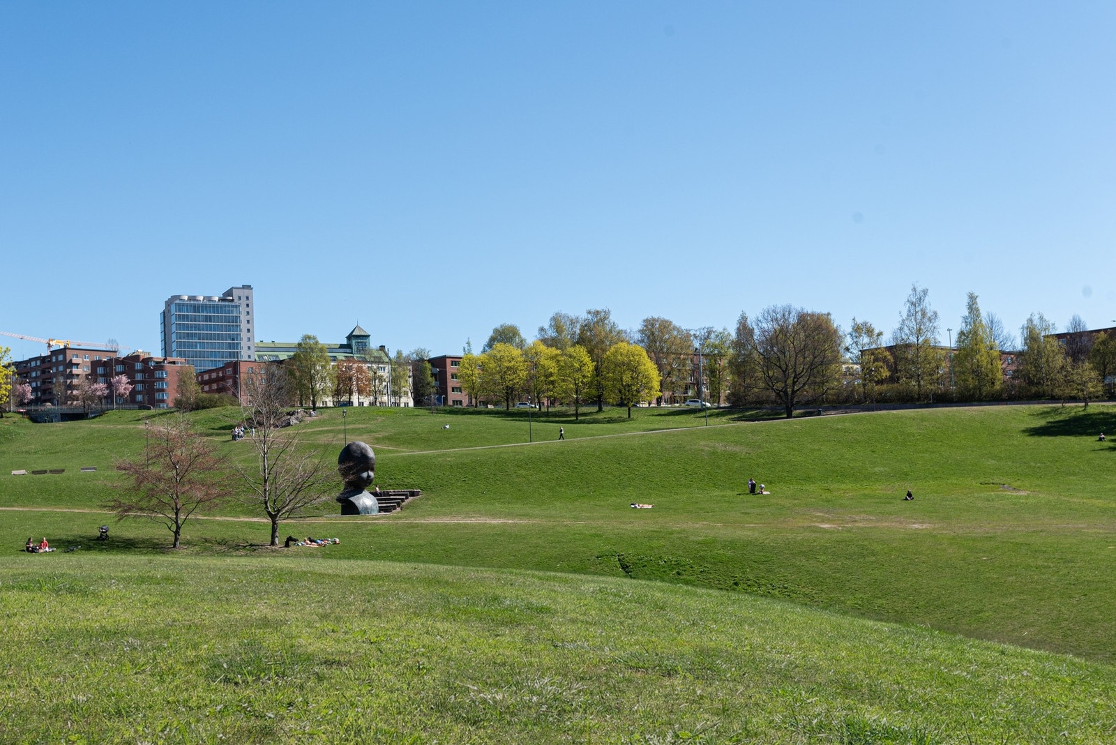 Meget attraktiv, tilbaketrukket og barnevennlig beliggenhet på Torshov, rett ved idylliske Torshovdalen. Galleribilde