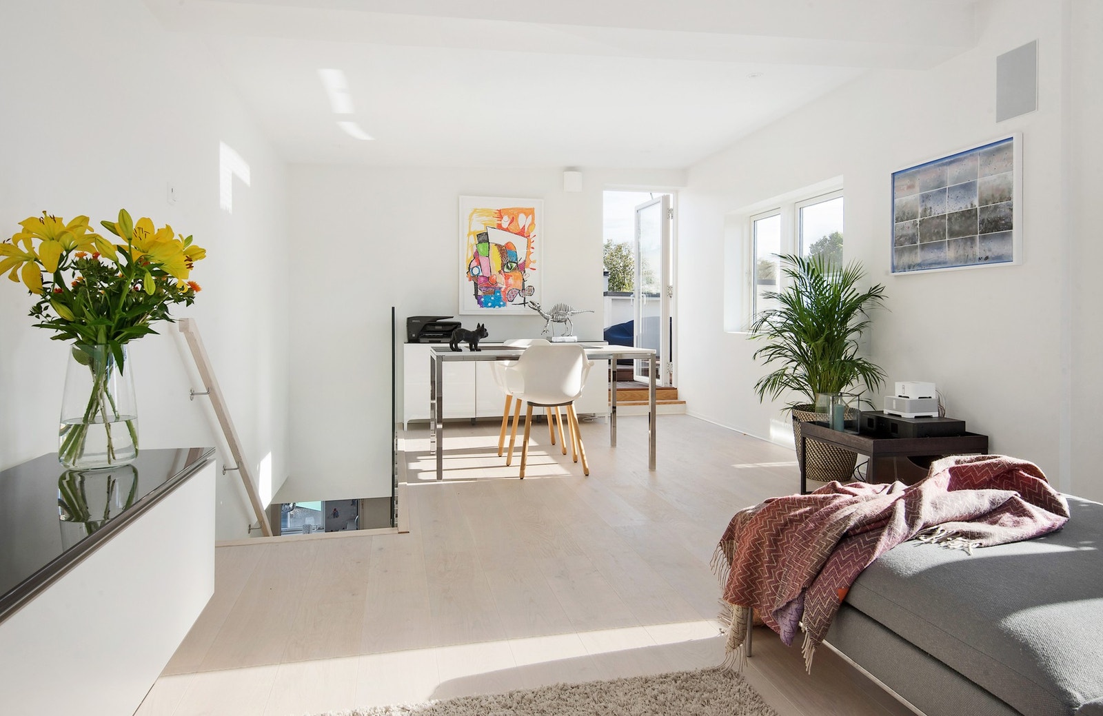 Stue i 4. etasje med utgang til takterrassen. Galleribilde