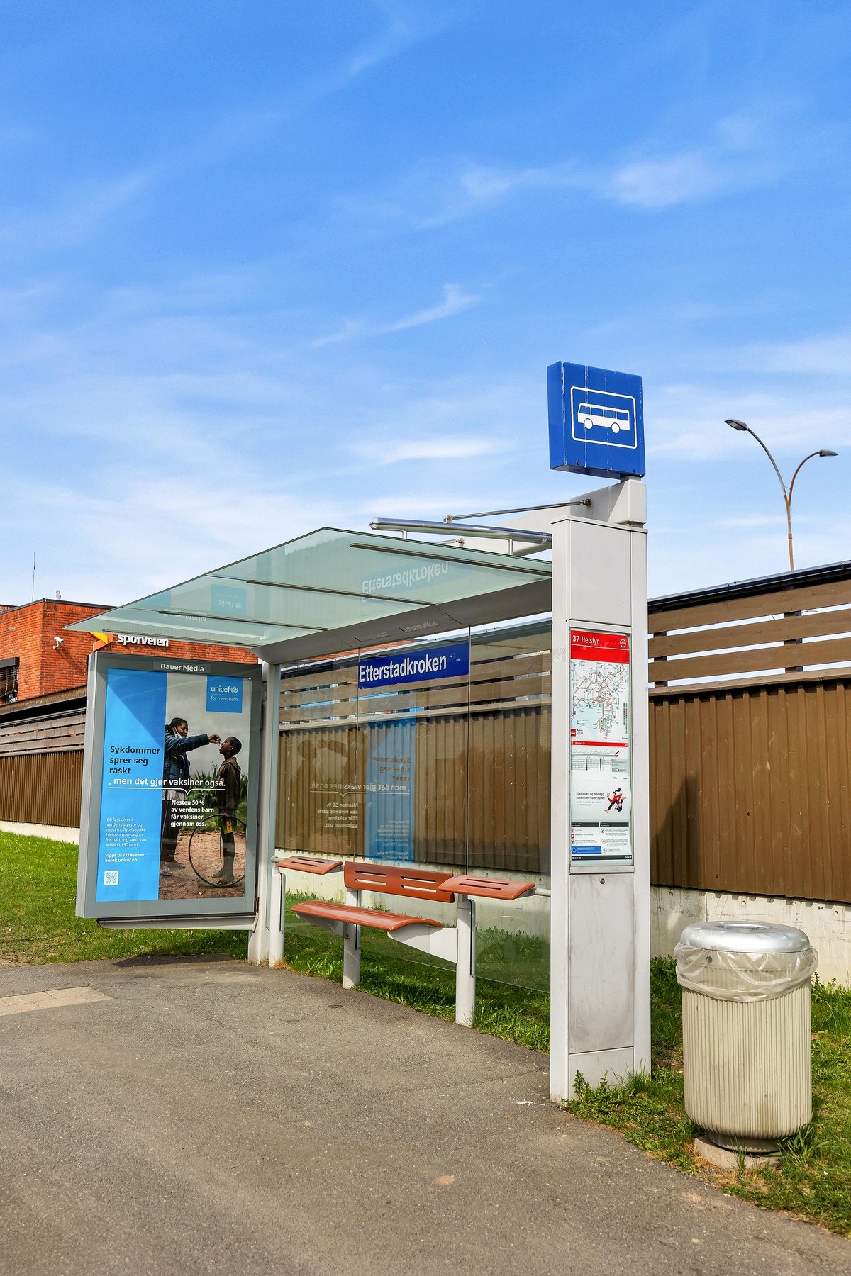 Kort vei til offentlig transport. Galleribilde