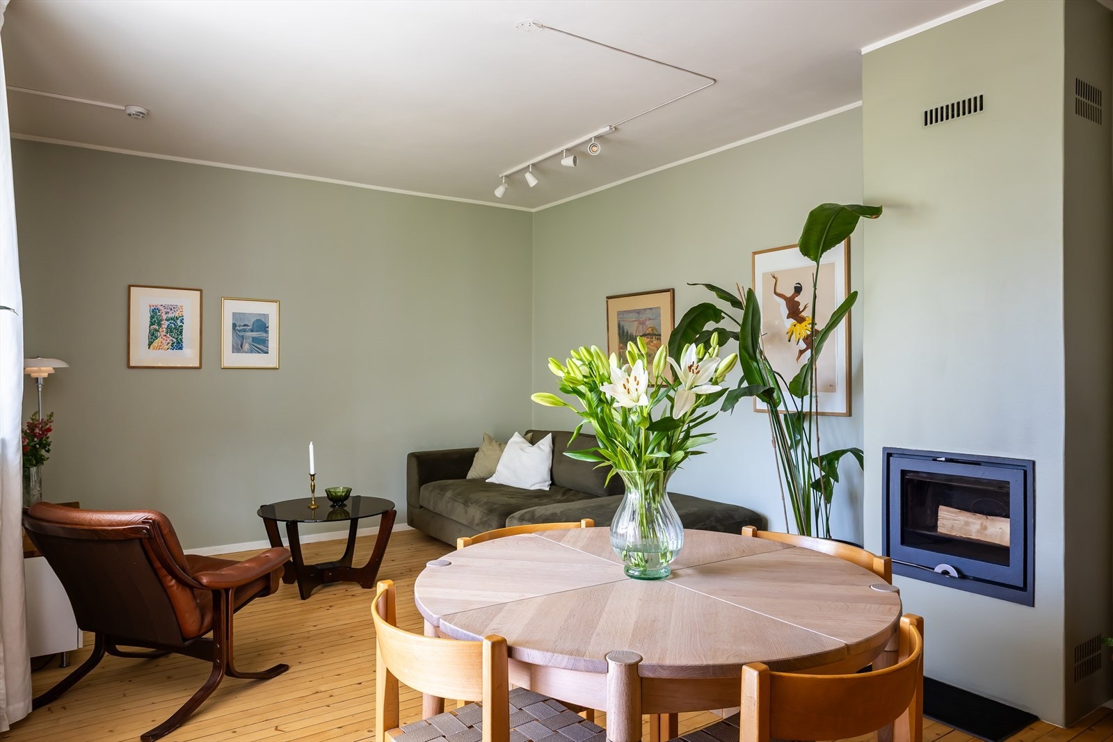 Her er det god plass til hyggelige måltider med venner og familie. Galleribilde