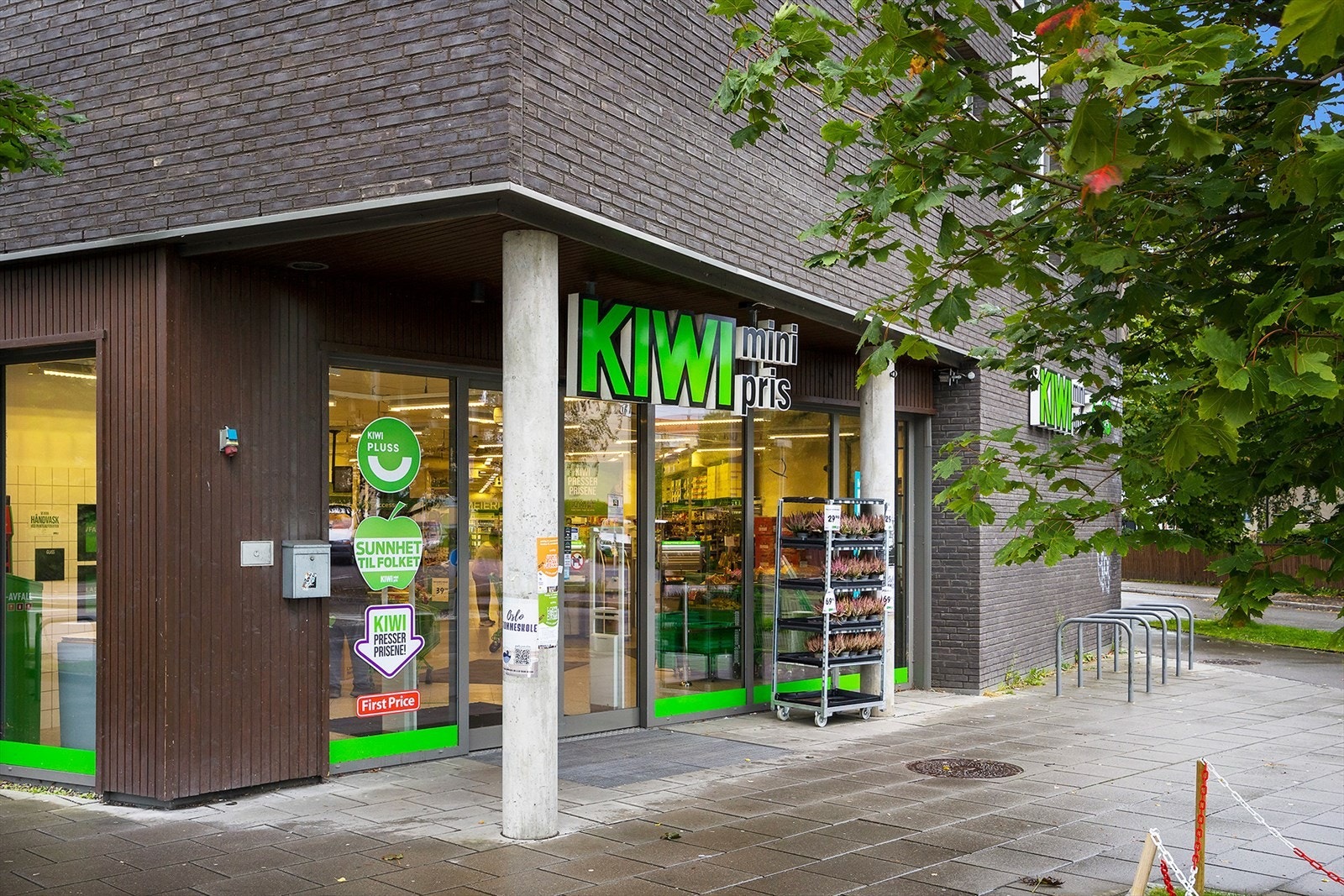 Kiwi Hovinveien. Galleribilde