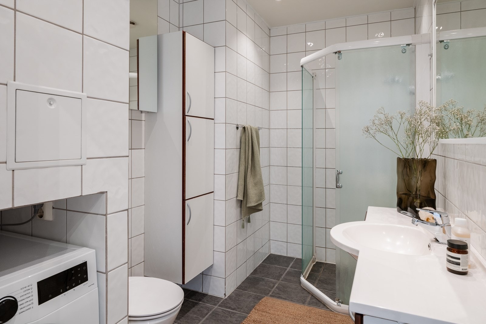 I følge tidligere annonse er badet oppført i 2002. Galleribilde