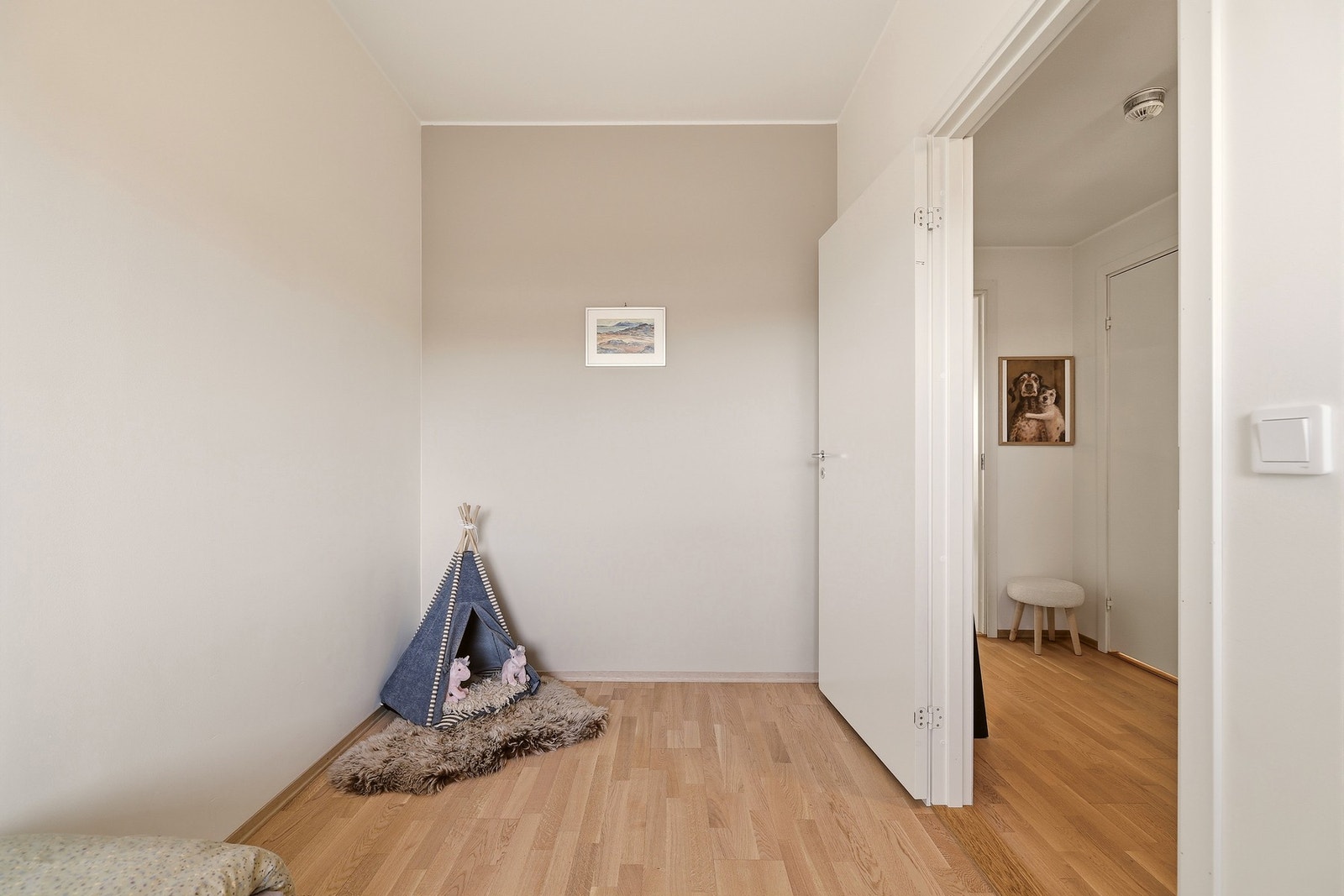 Rommet gir deg muligheten til å tilpasse boligen etter livssituasjon og behov. Galleribilde