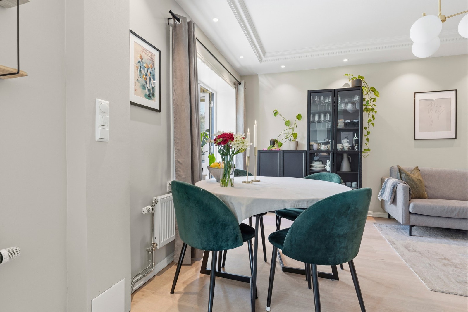 Her kan man samle venner og familie til et herlig måltid. Galleribilde