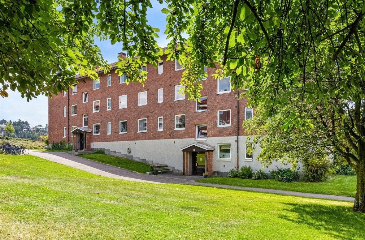 Dette er et hyggelig og tilbaketrukket boligområde, med nærhet til Oslo by. Galleribilde
