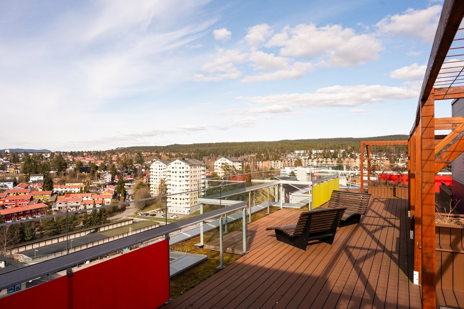 Som beboer i borettslaget har du tilgang til en felles takterrasse Galleribilde