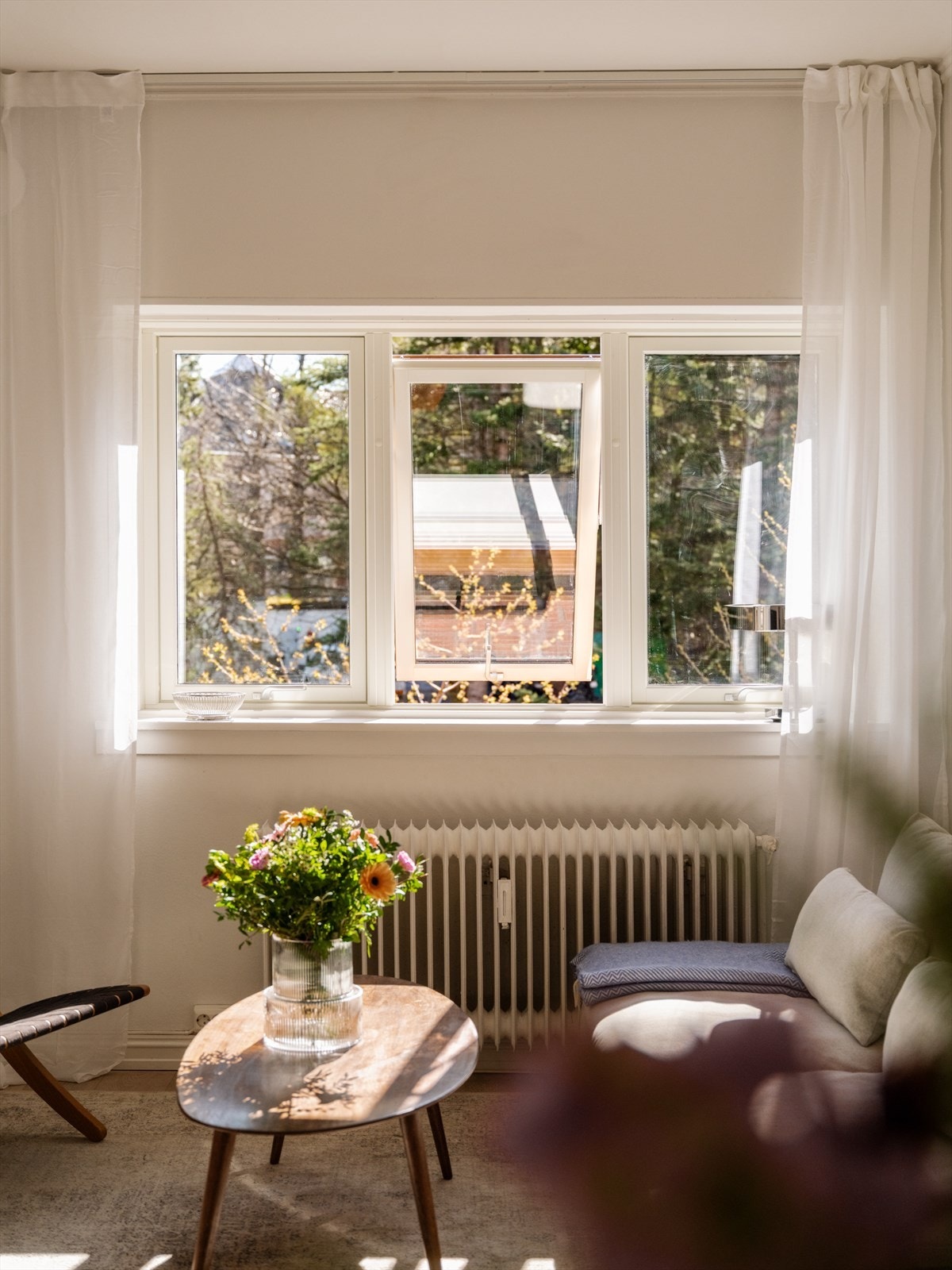 Her har du lite/ingen innsyn og flott utsikt ut mot flotte grøntarealer til alle årstidene. Galleribilde