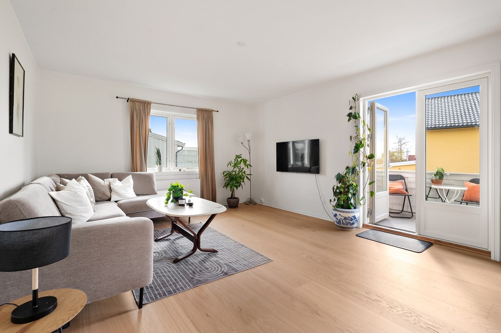 Velkommen til Sørkedalsveien 226 - Presentert av Marcus Rommen v/Nordvik Røa | Fotograf: Jan Petter Vie Galleribilde