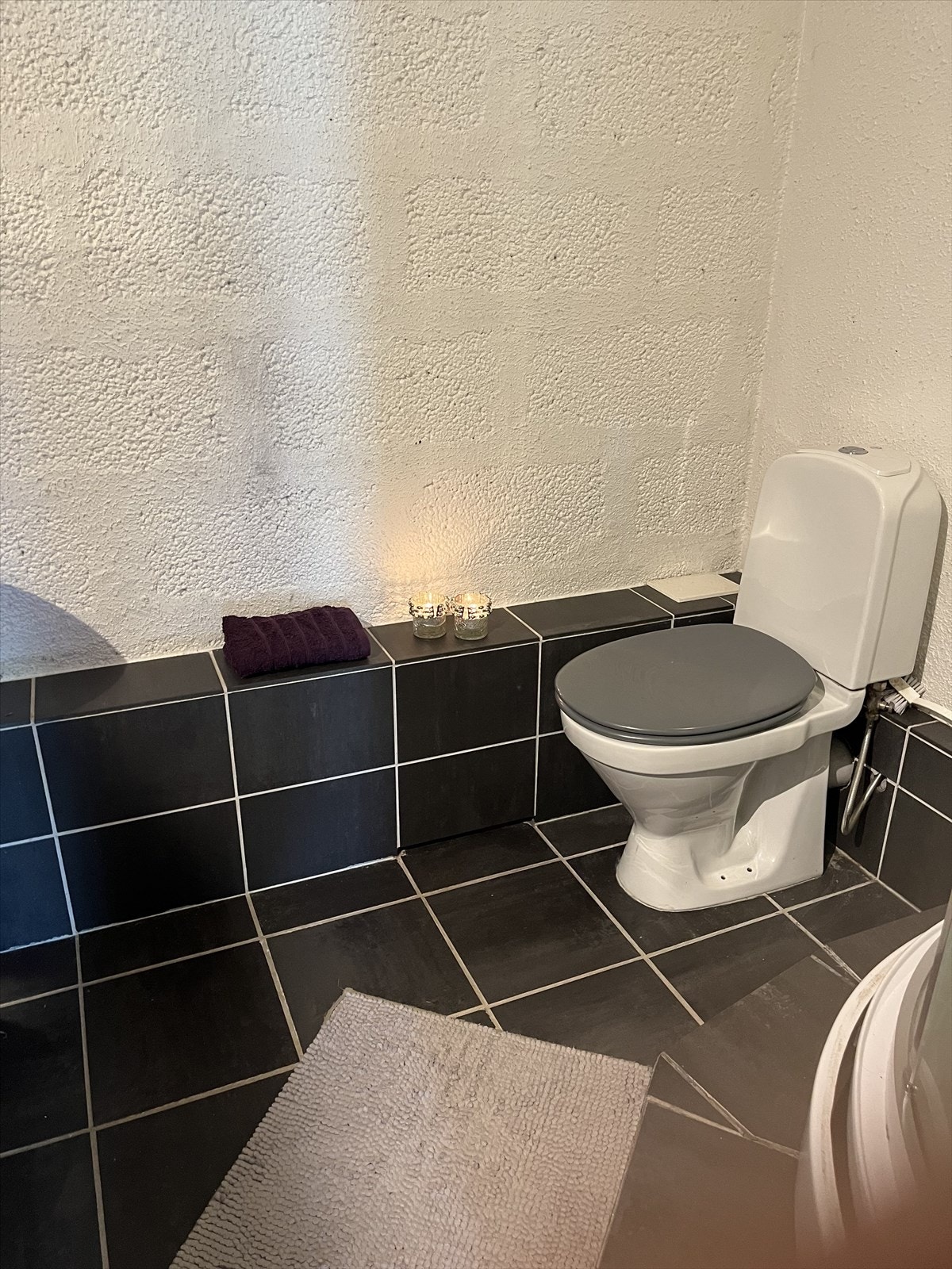 Bad med dusjkabinett. Galleribilde
