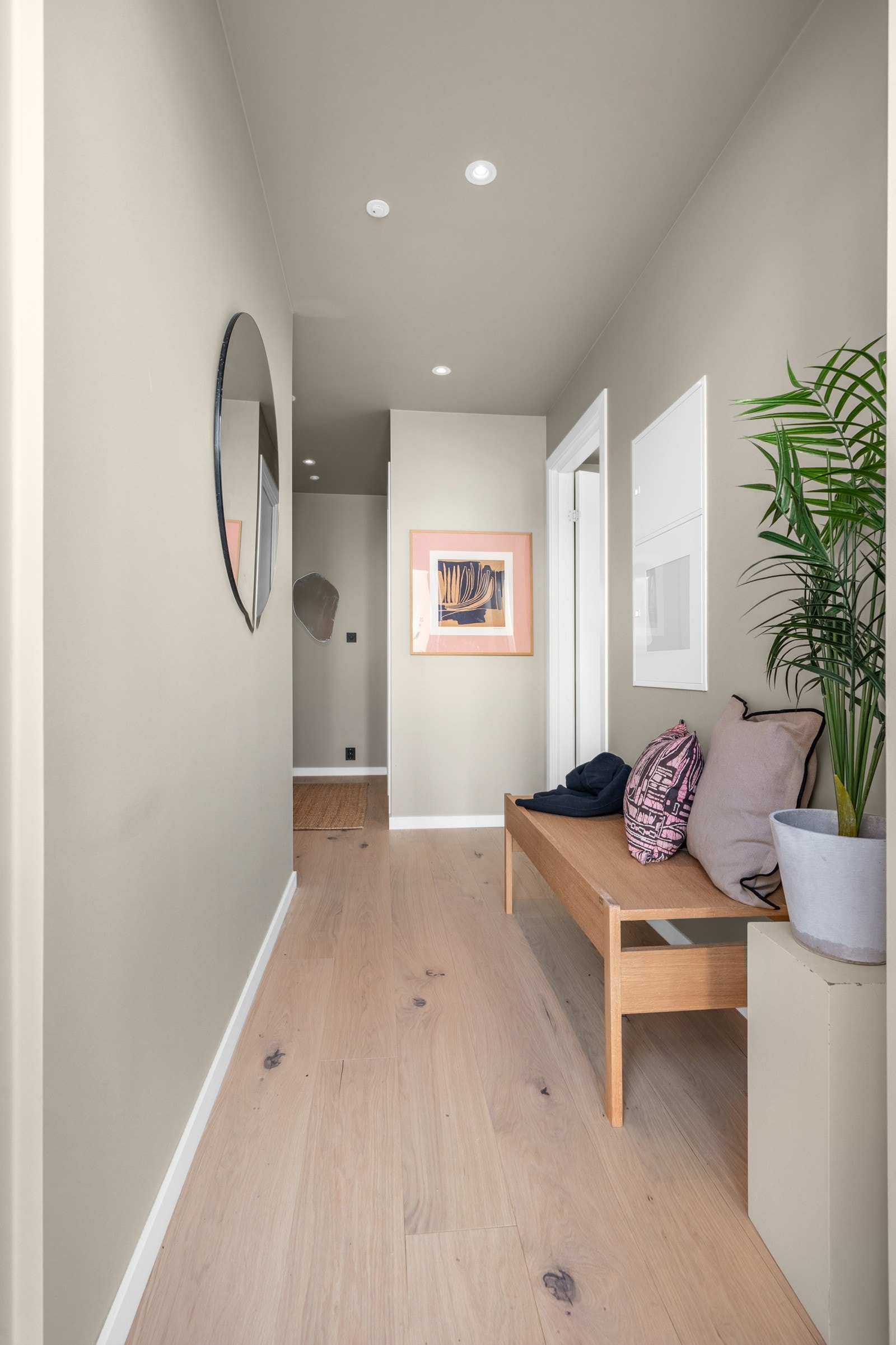 Entrè med oppbevaringsmuligheter. Galleribilde