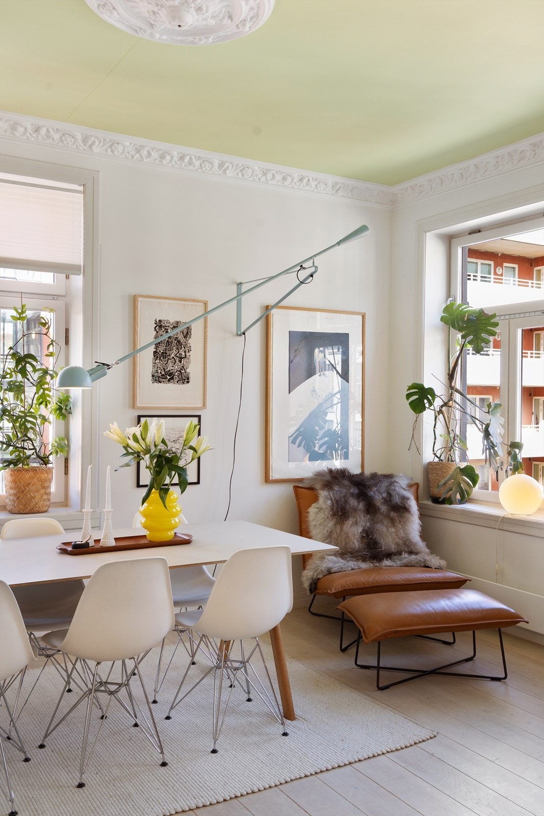 Det er god plass til et spisebord. Galleribilde