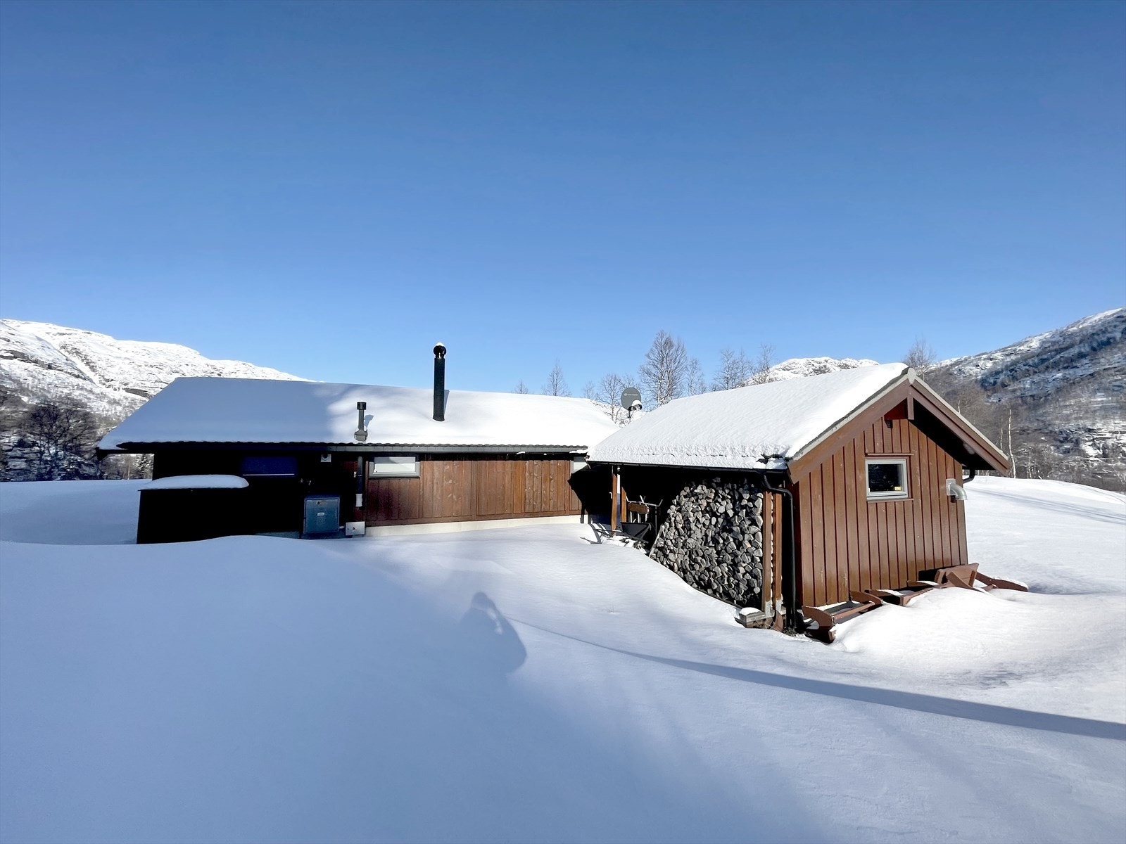 Fasade vinter Galleribilde